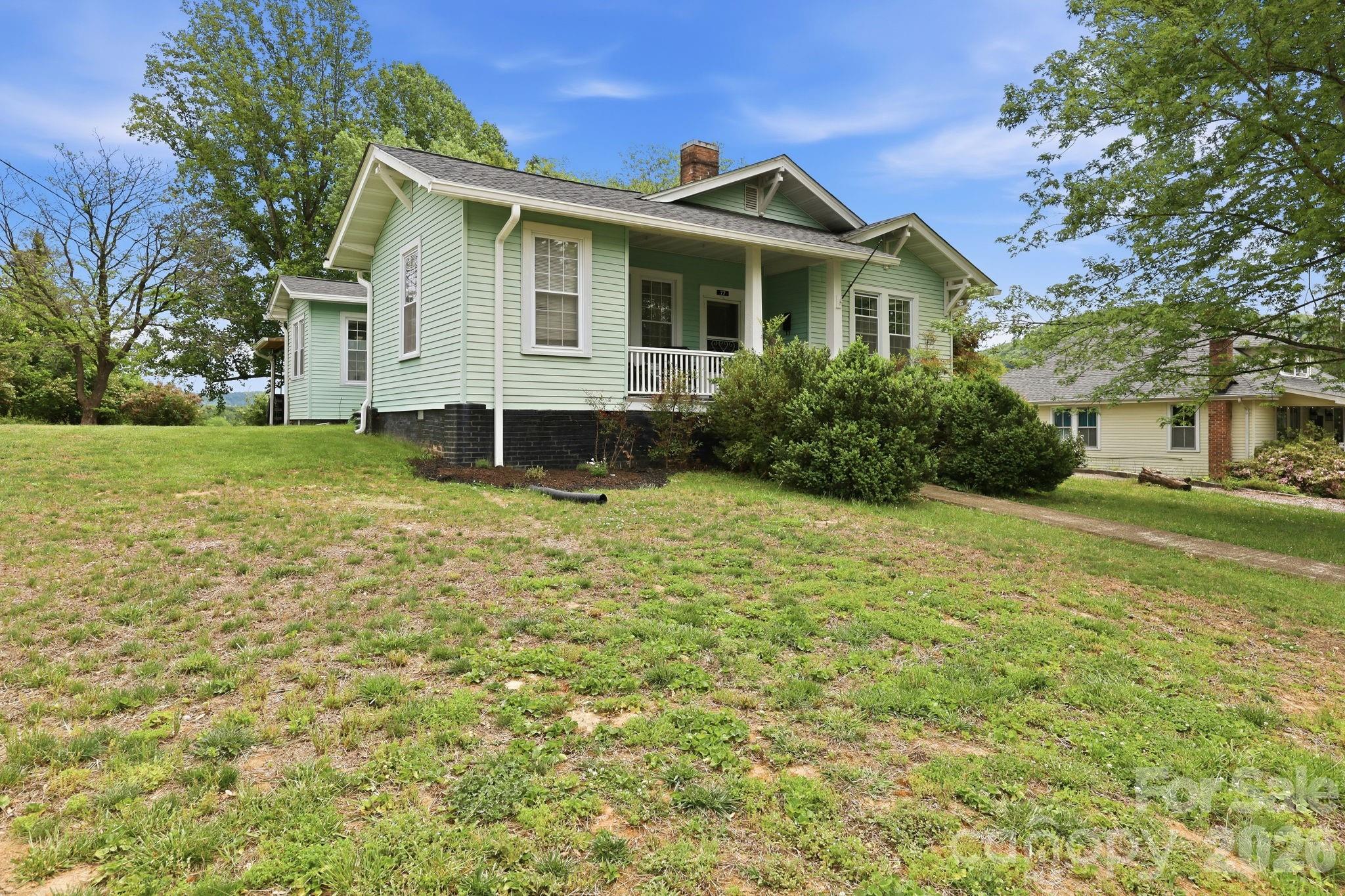 77 Pulliam Street Property Photo 2