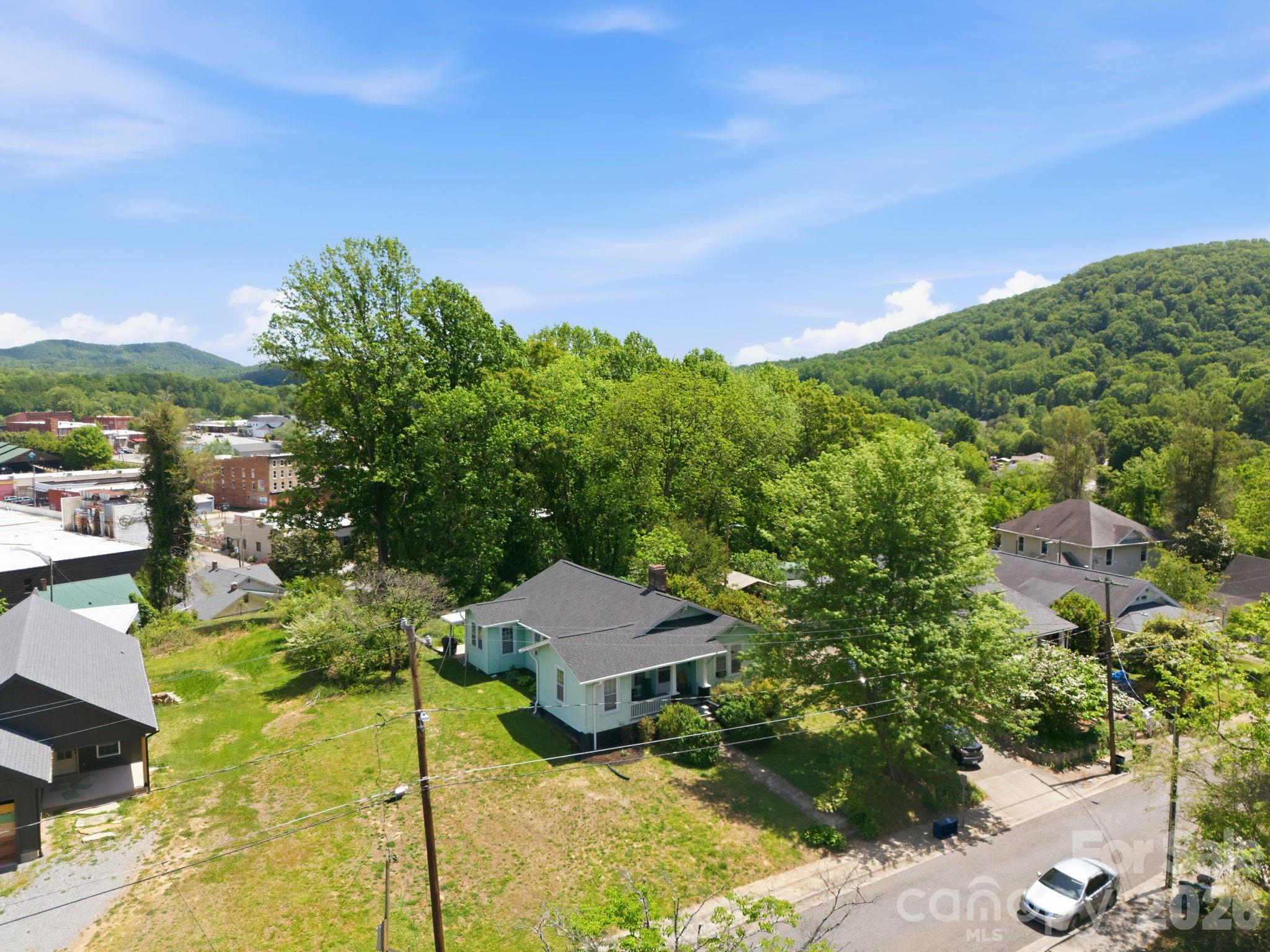 77 Pulliam Street Property Photo 10