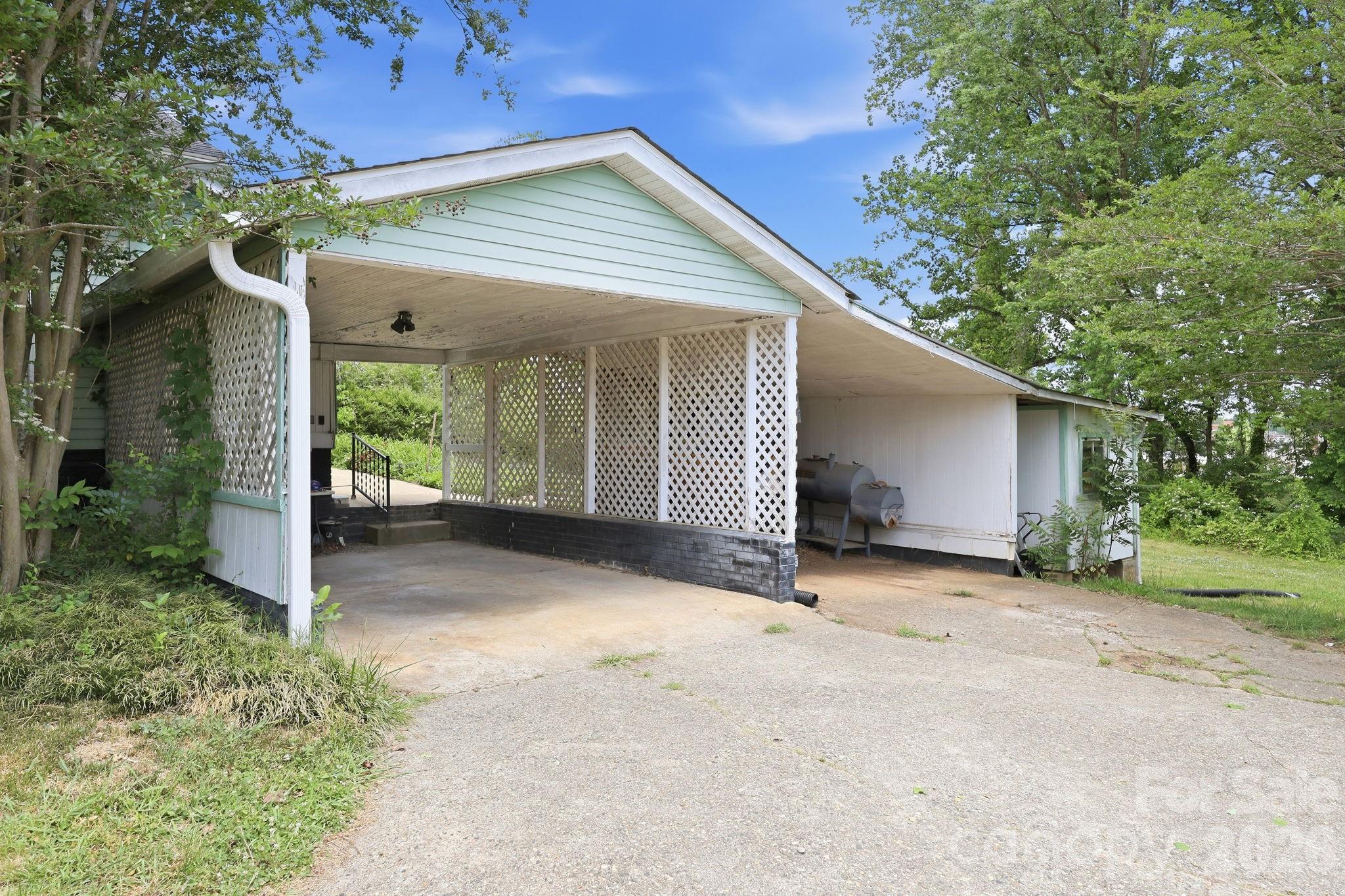 77 Pulliam Street Property Photo 44