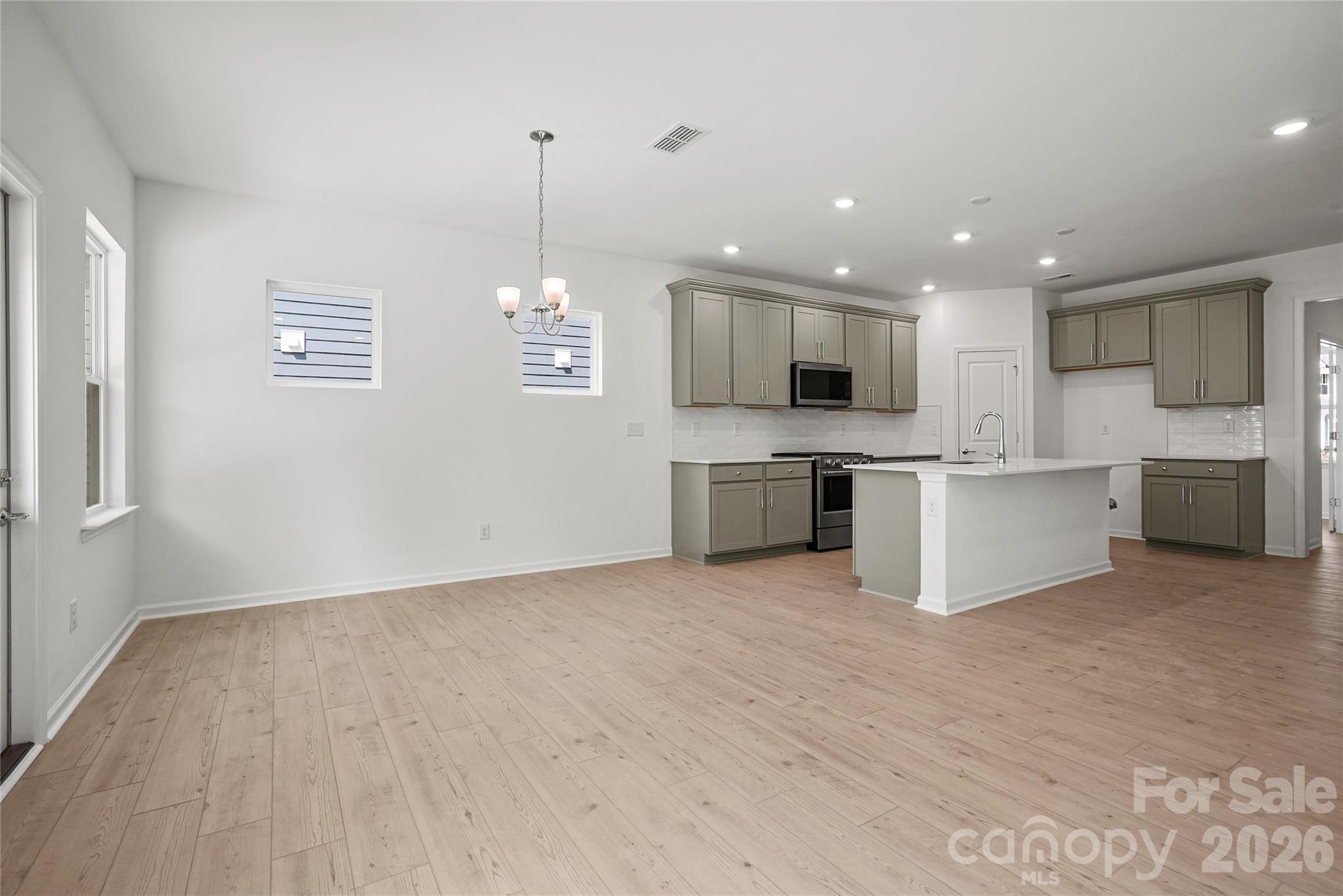 547 Cottage Garden Lane Property Photo 11