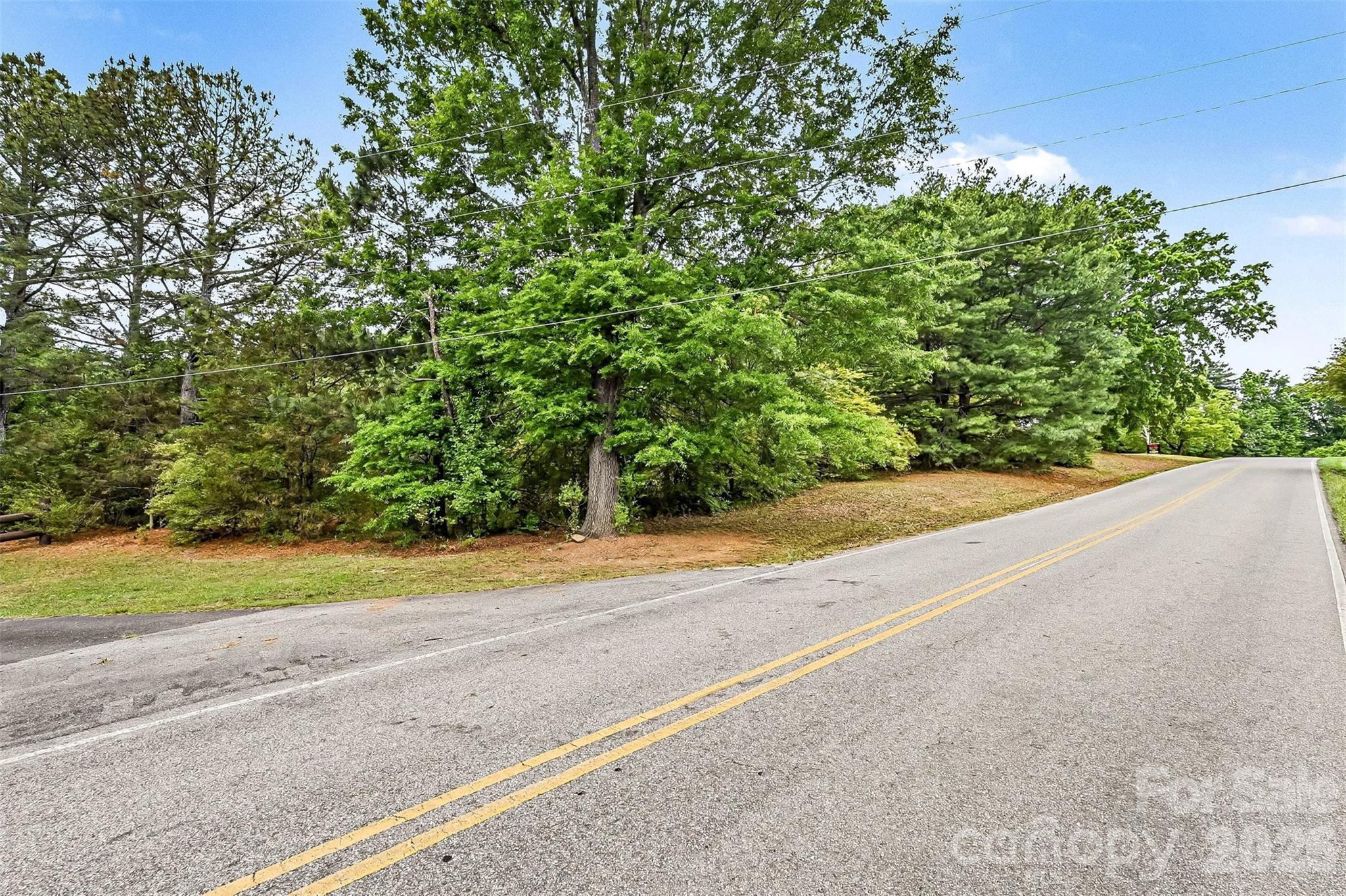 1116 Medlin Road Property Photo 9