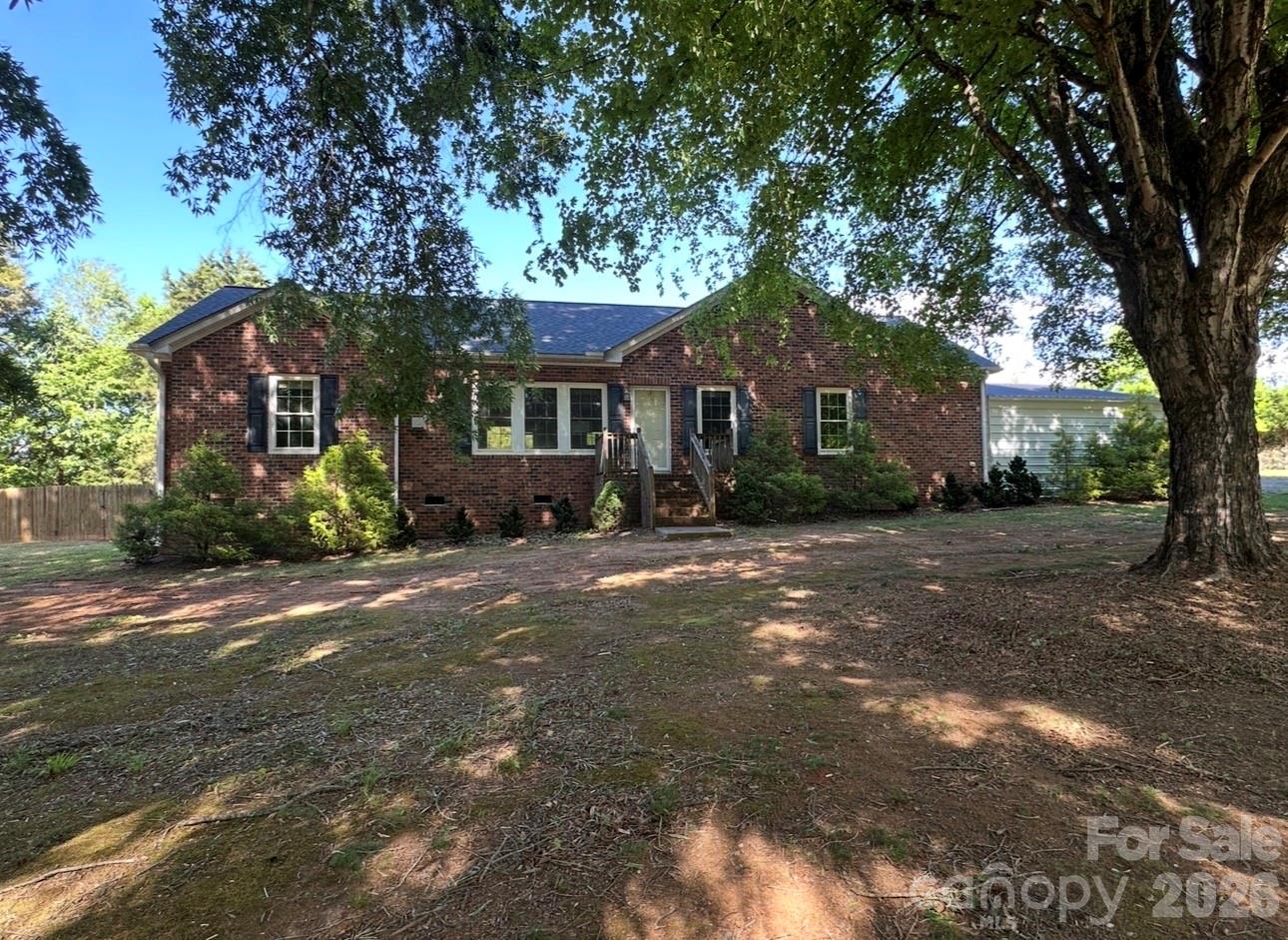 172 Jesse King Road Property Photo 1