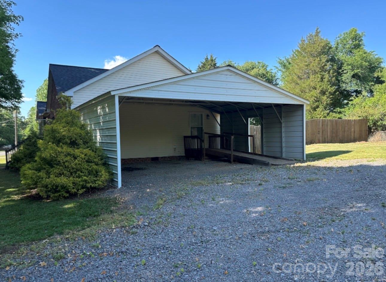 172 Jesse King Road Property Photo 2
