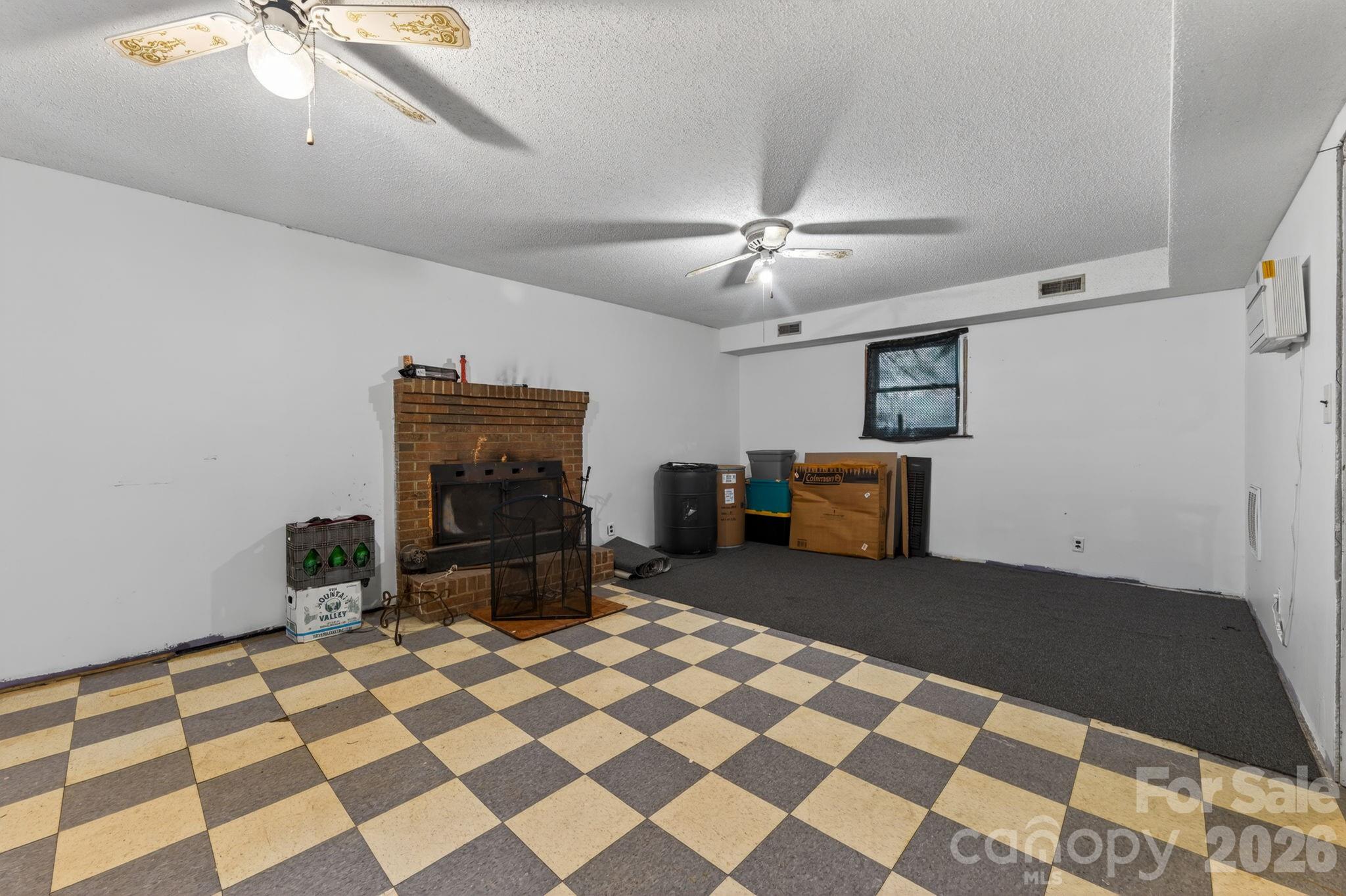 501 Old Farm Road Property Photo 15