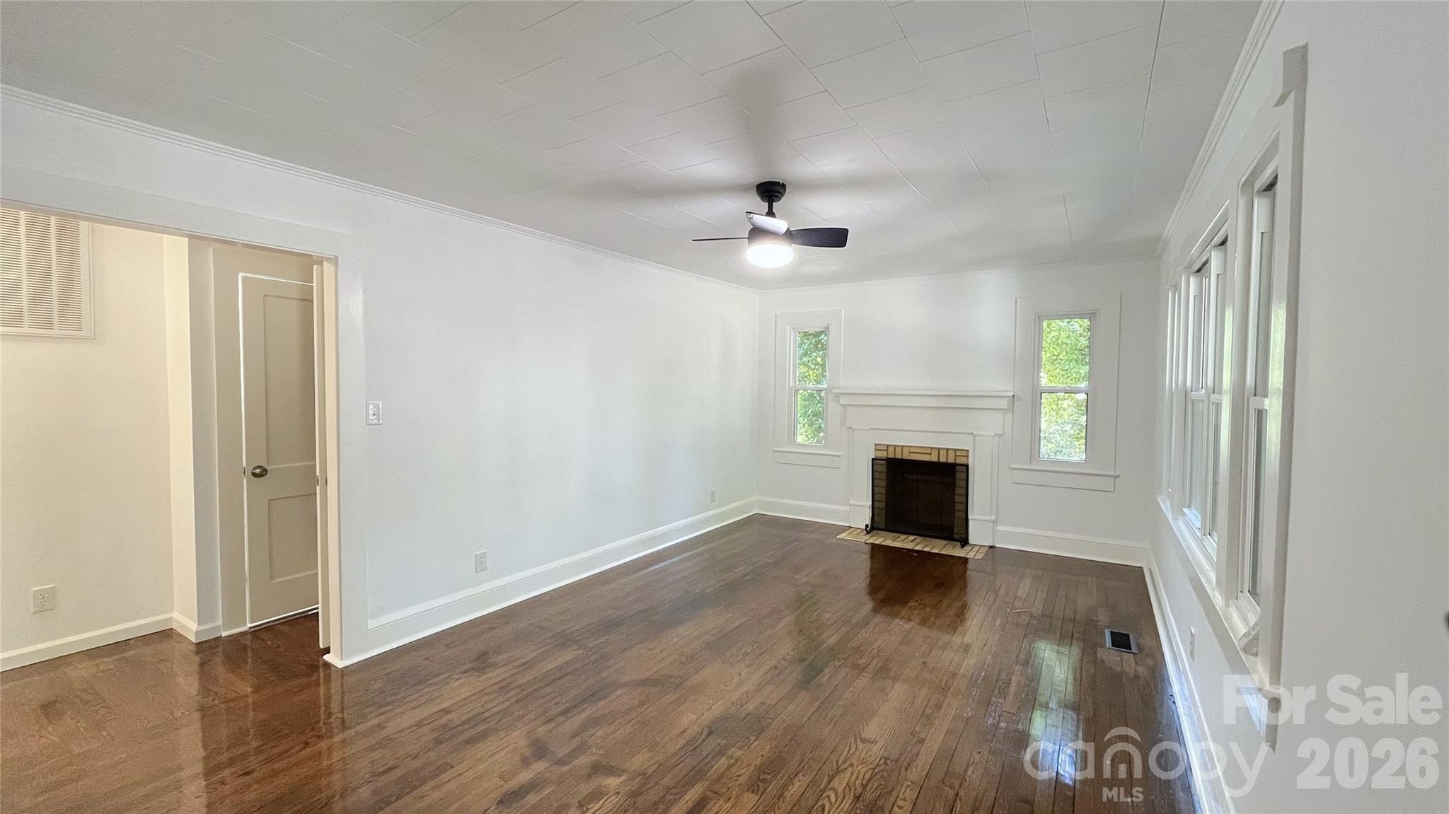 205 Sunrise Avenue Property Photo 8
