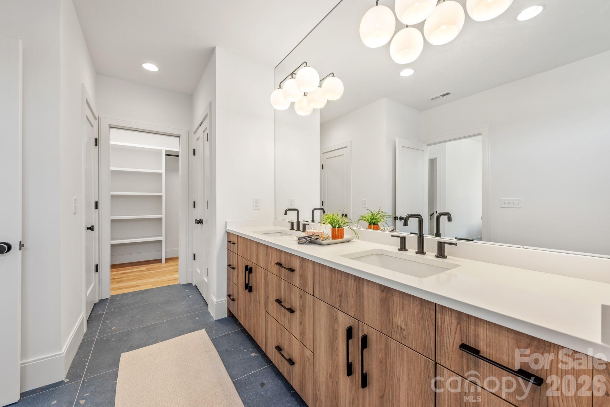 2026 Washington Avenue Property Photo 21