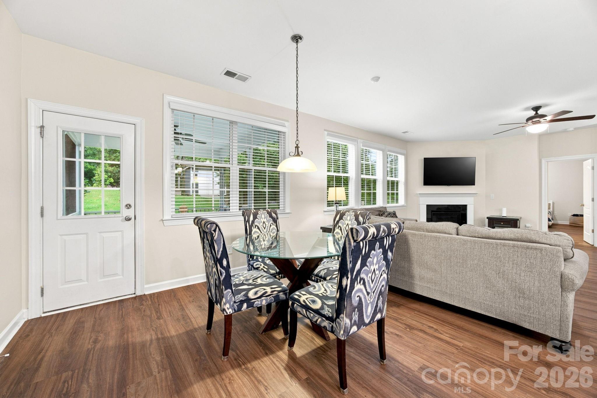 2709 Sugaree Court Property Photo 13