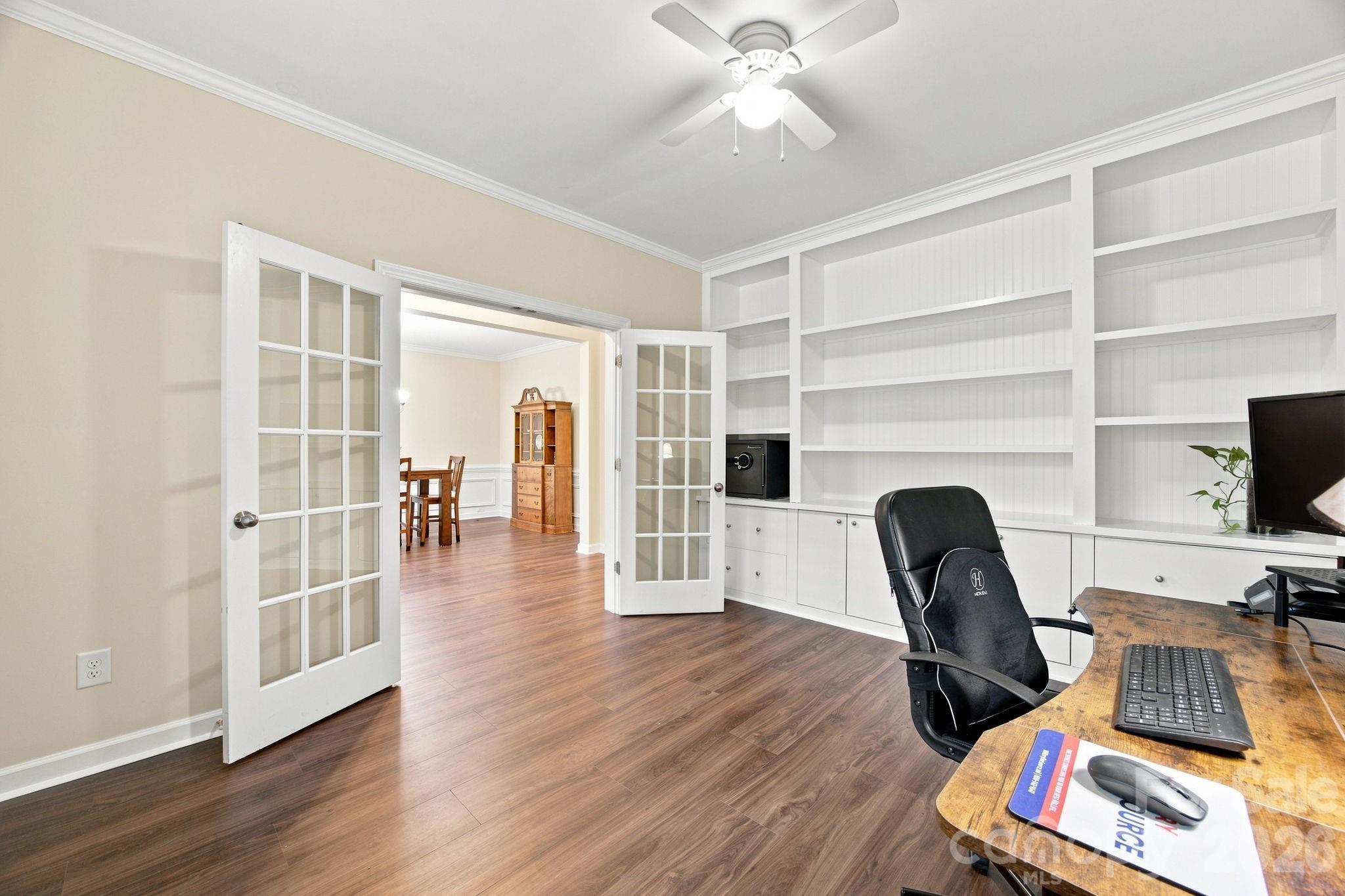 2709 Sugaree Court Property Photo 15