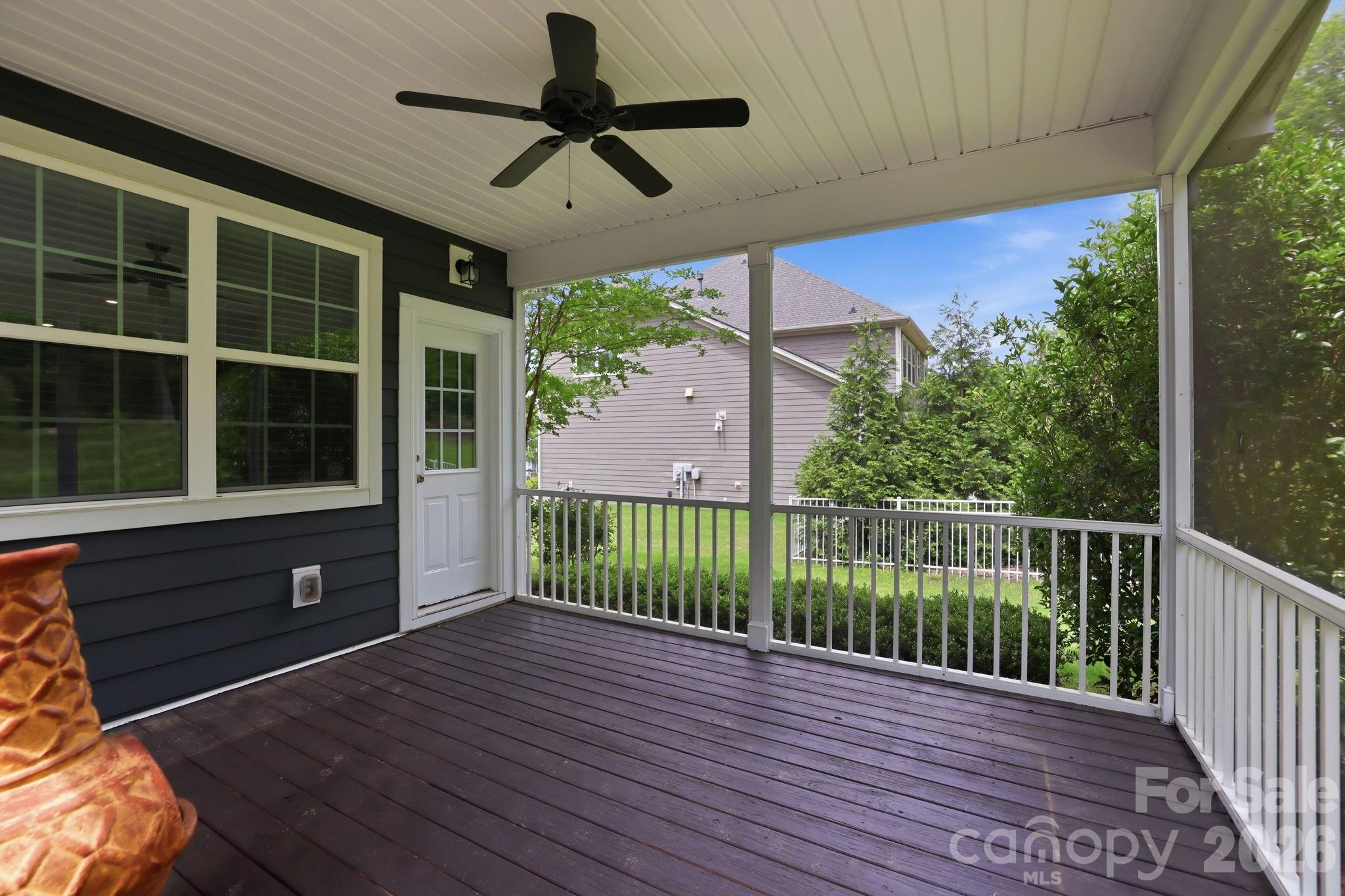 2709 Sugaree Court Property Photo 18