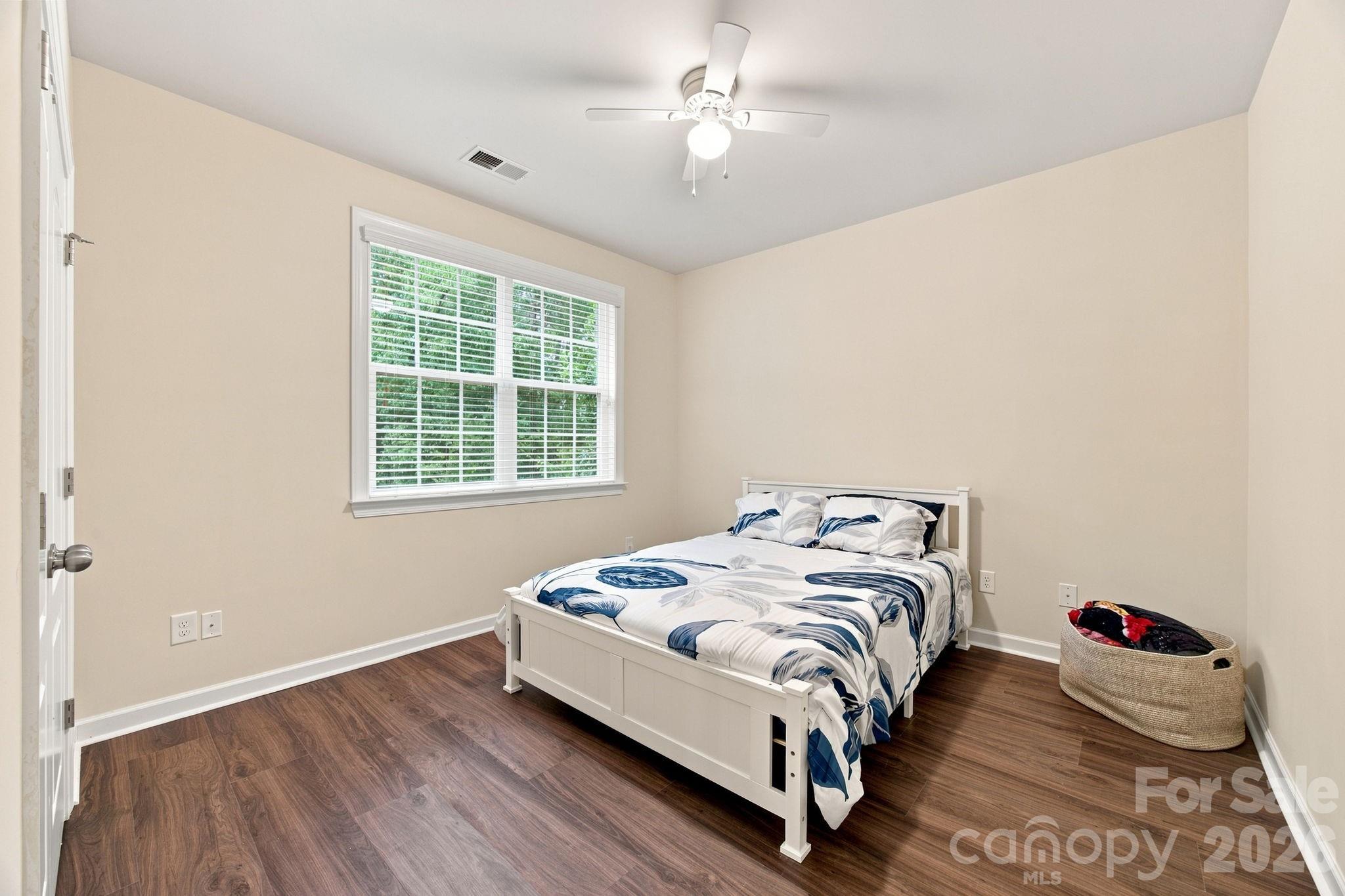 2709 Sugaree Court Property Photo 22