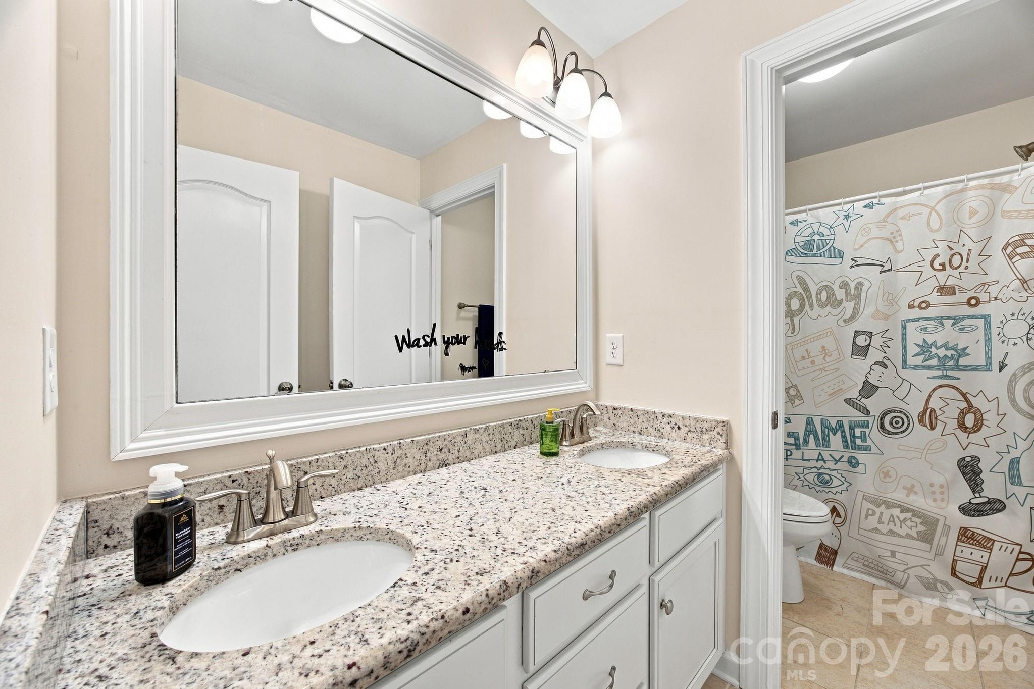 2709 Sugaree Court Property Photo 30