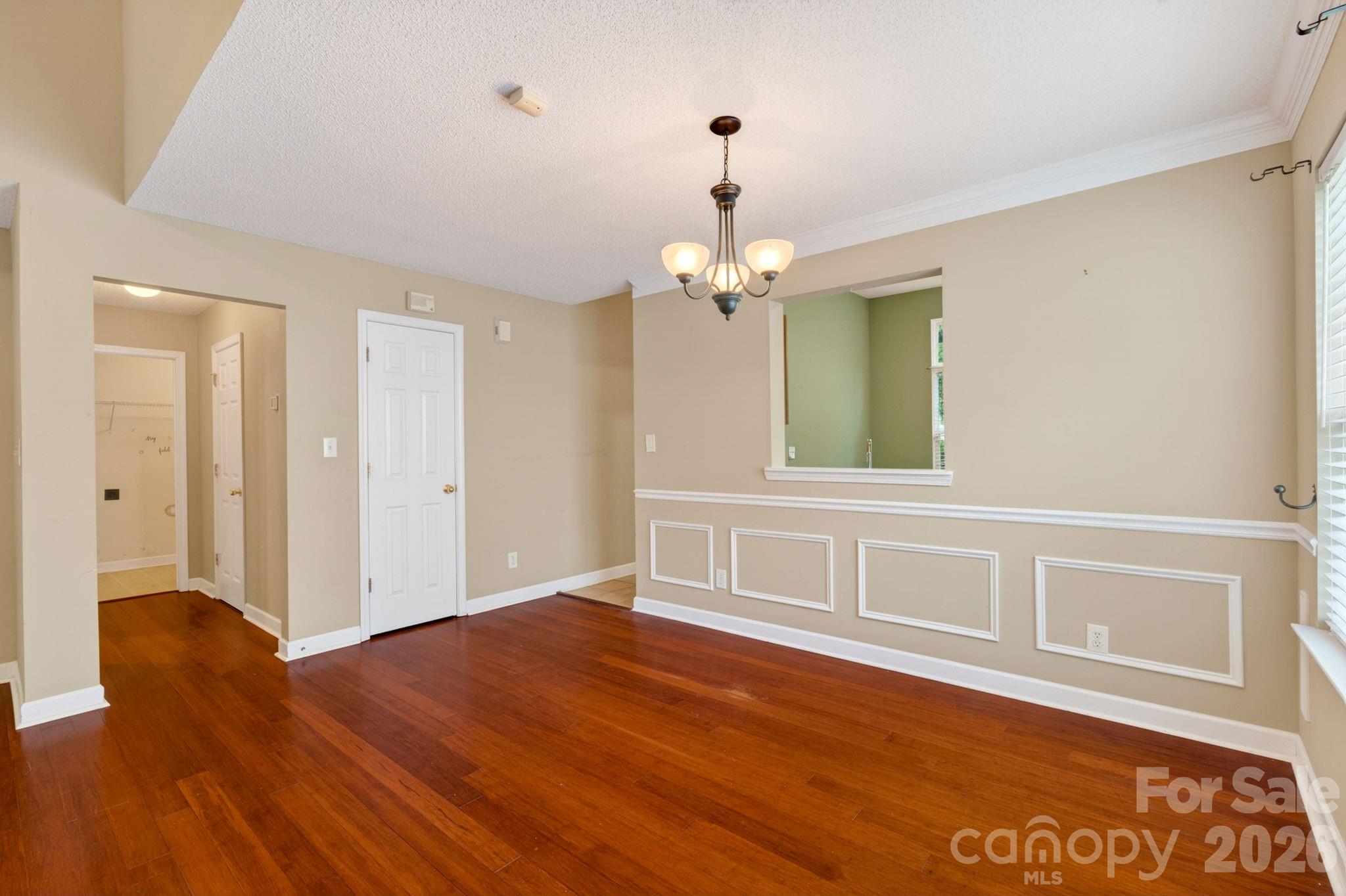 1423 Quail Street Property Photo 6