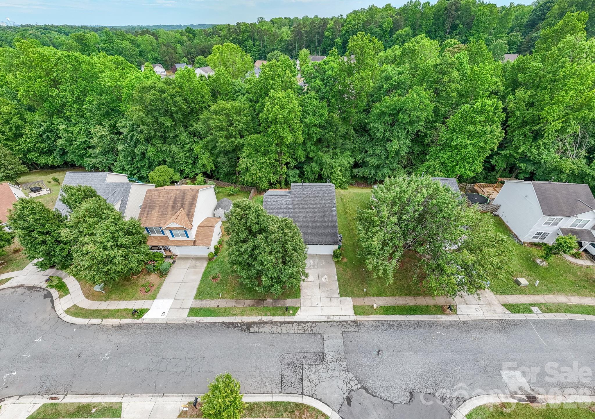 1423 Quail Street Property Photo 45