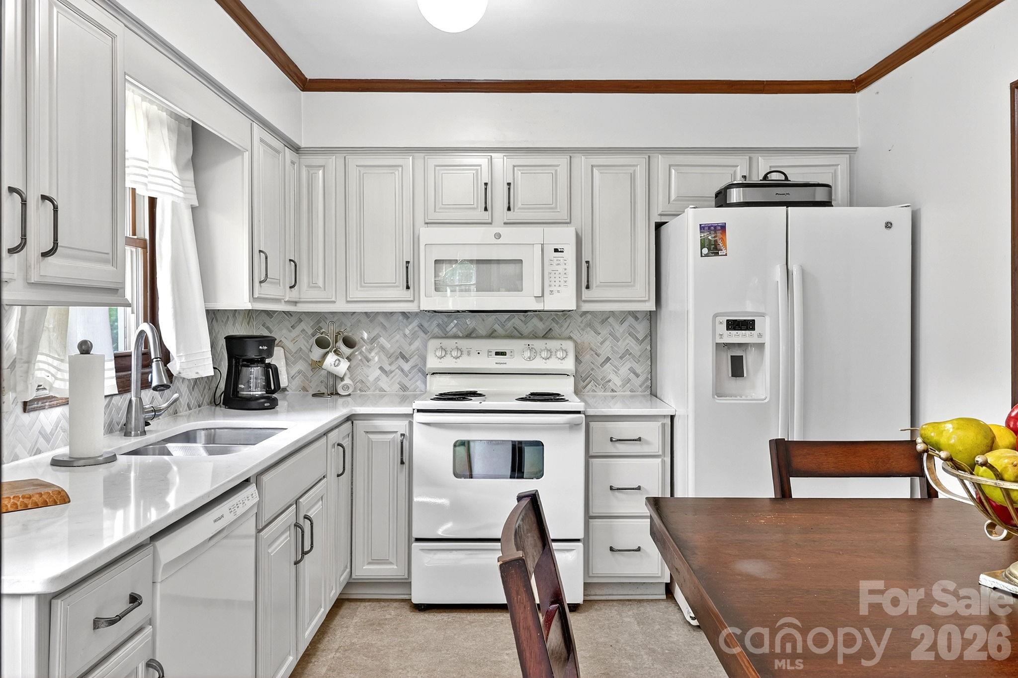 6111 Patrick Place Property Photo 16