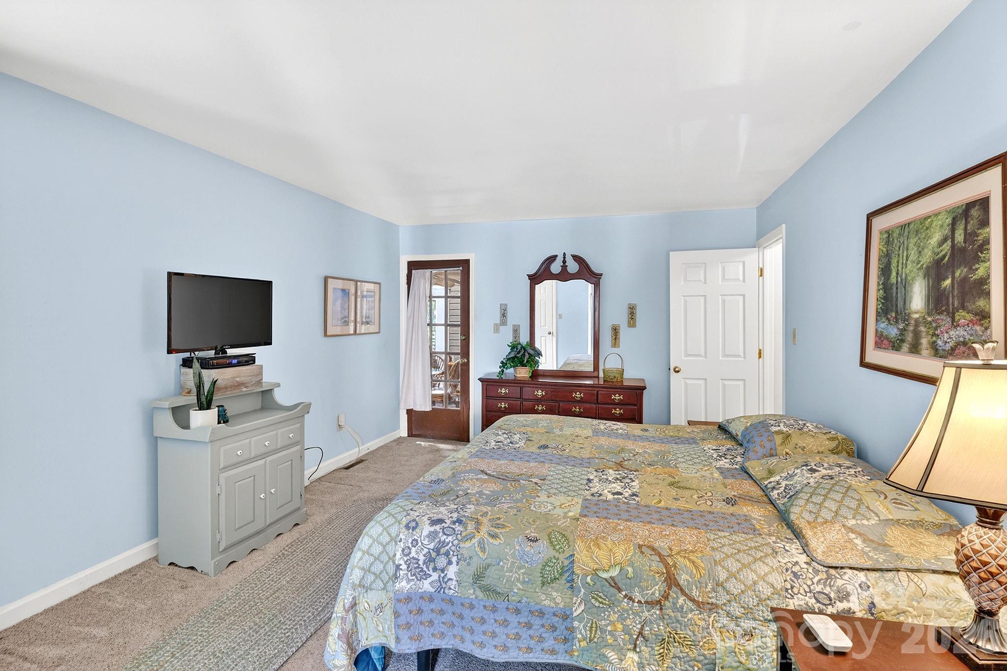 6111 Patrick Place Property Photo 23