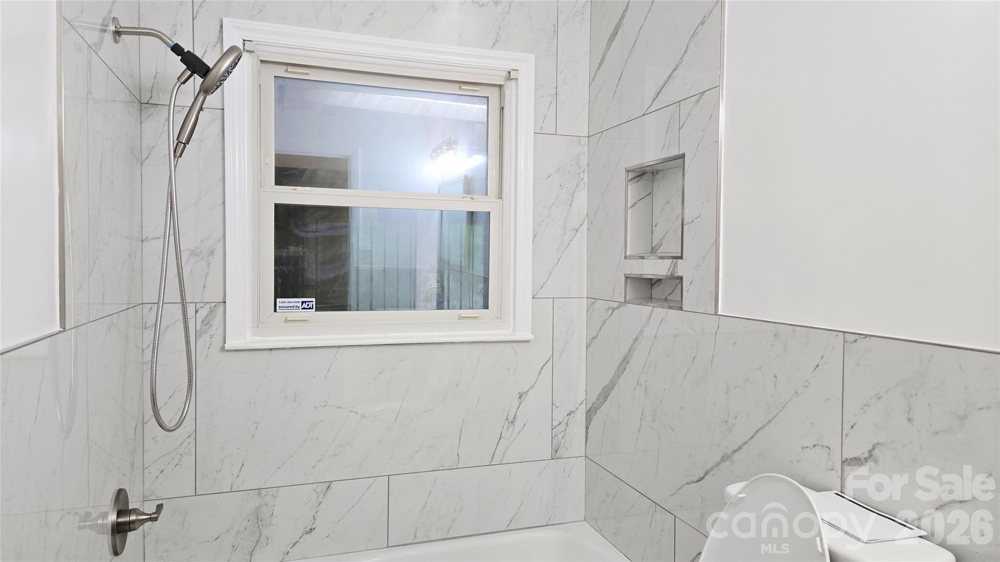 788 Kenmore Street Property Photo 6