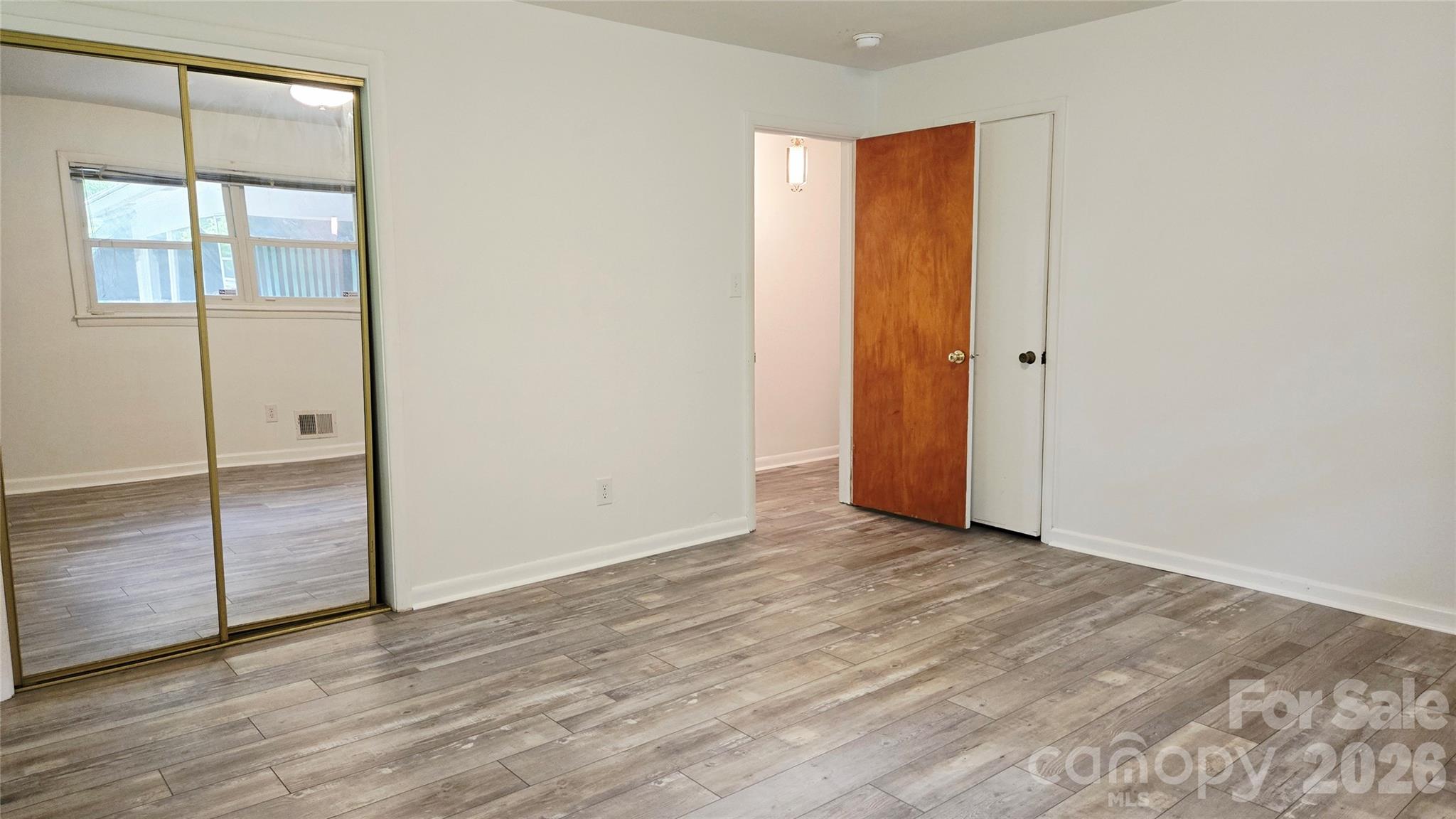788 Kenmore Street Property Photo 15