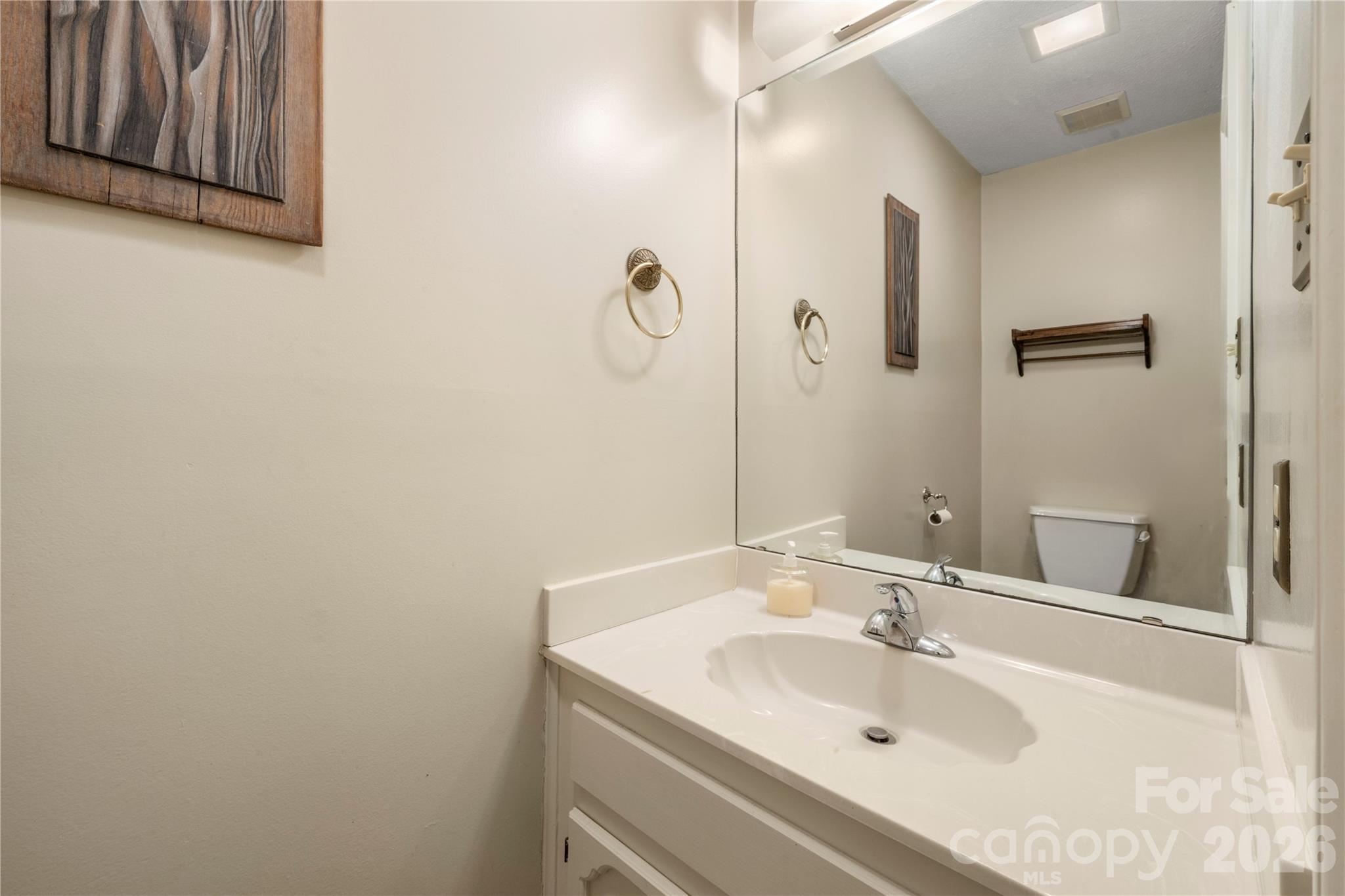 3426 Driftwood Drive Property Photo 24