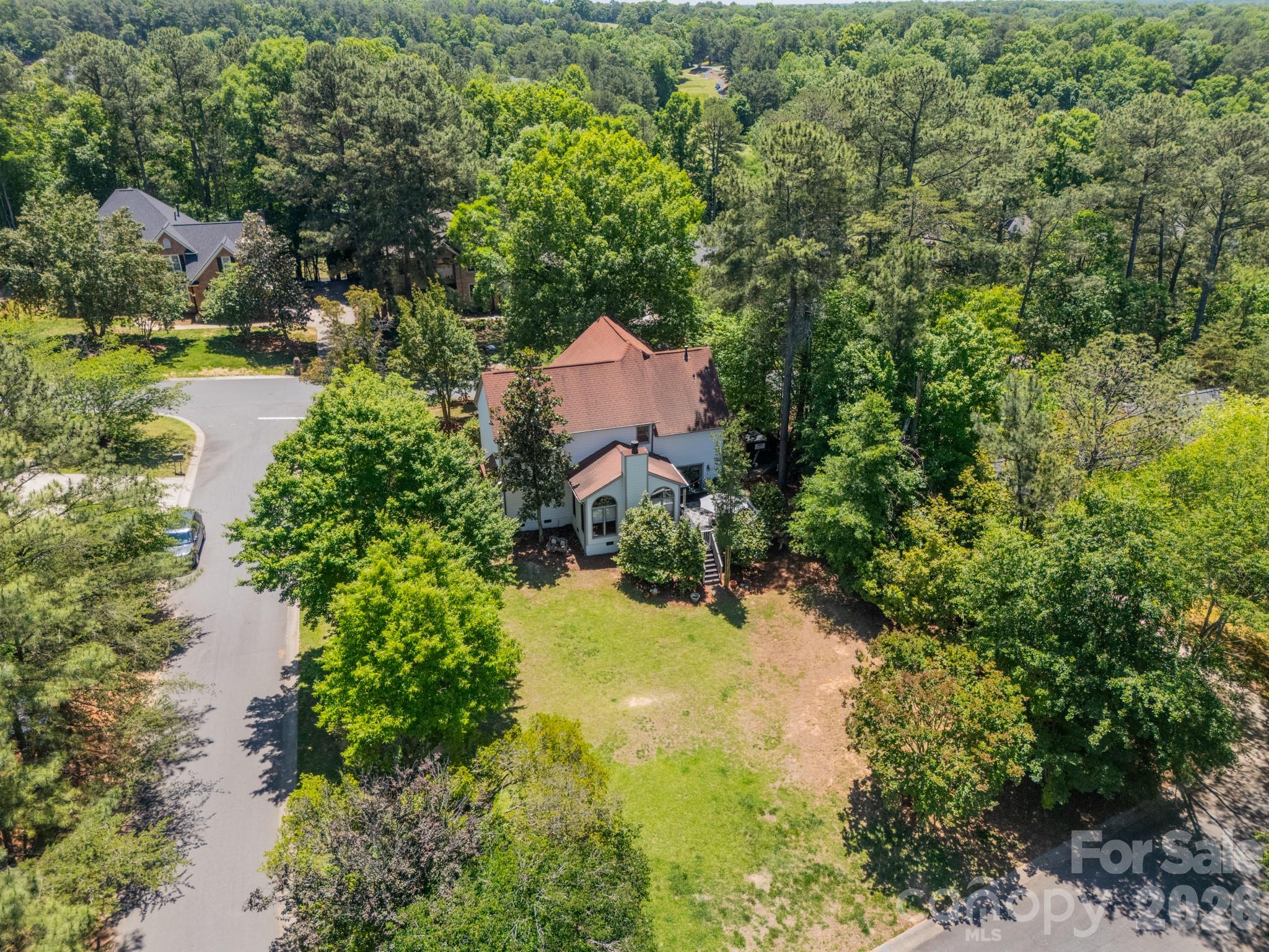 11043 Seven Coves Drive Property Photo 3