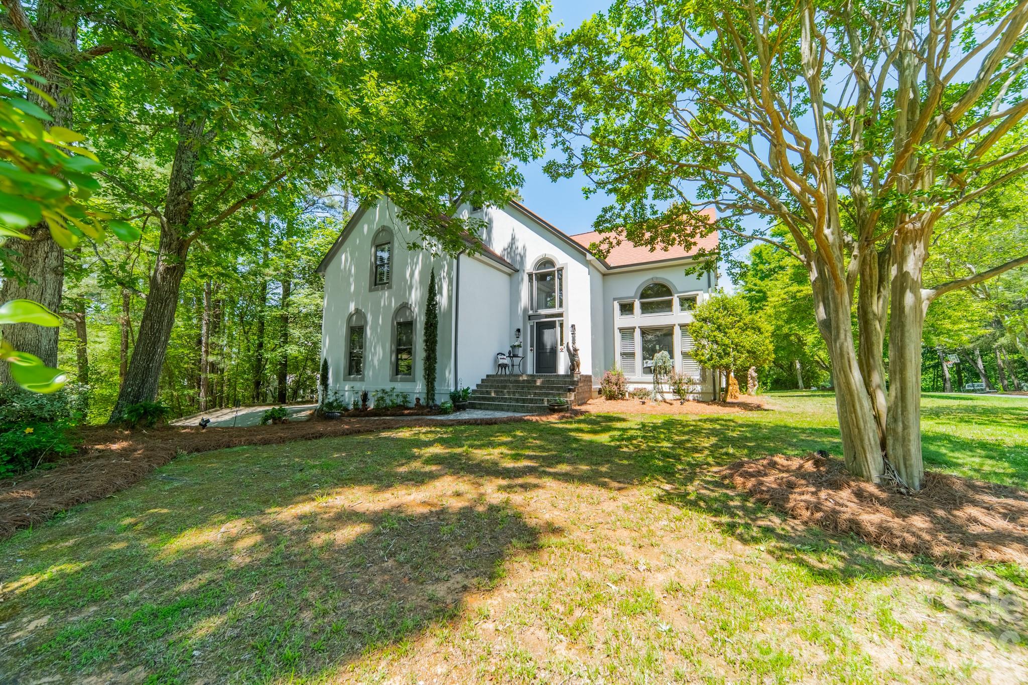 11043 Seven Coves Drive Property Photo 5