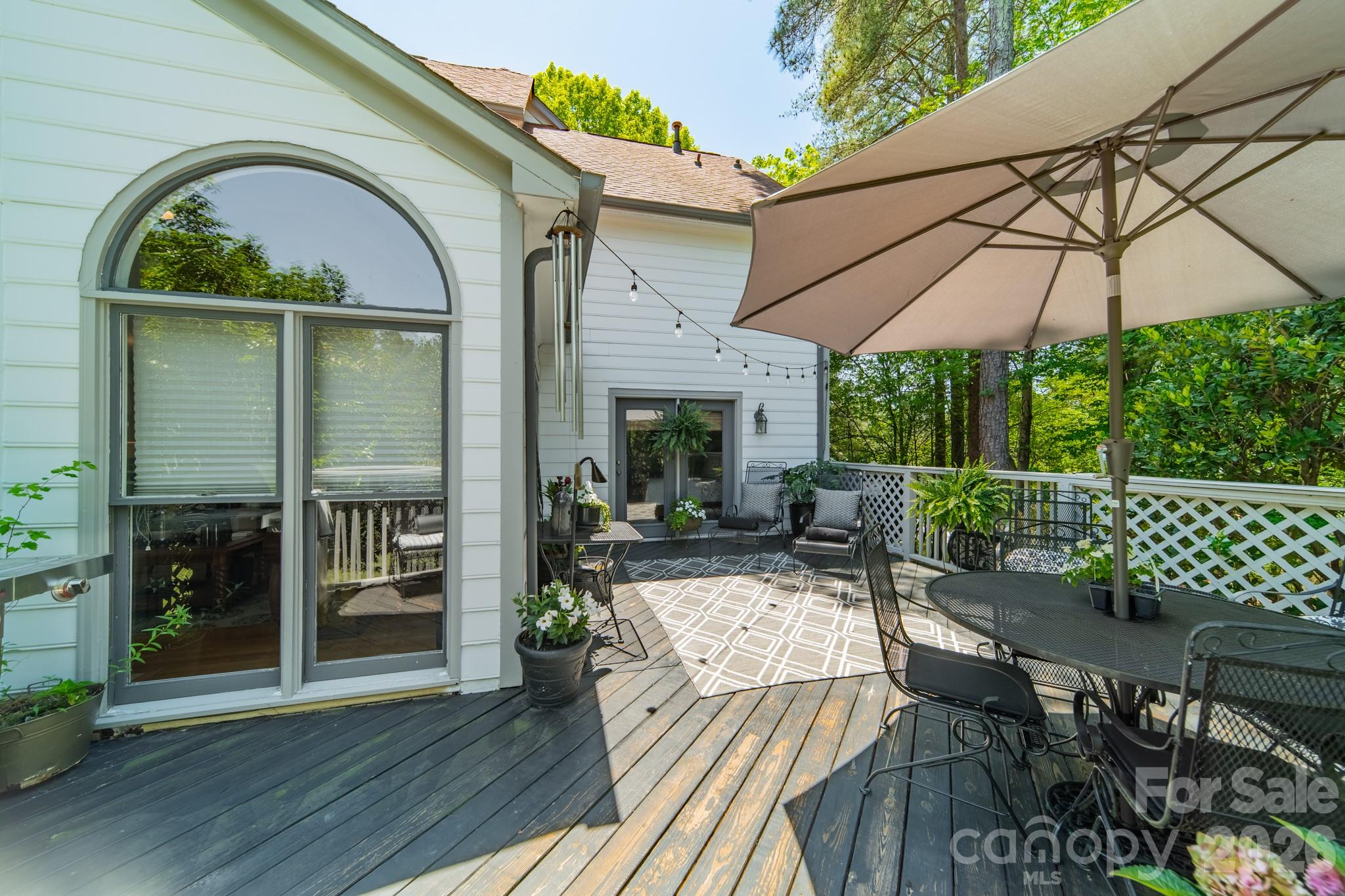 11043 Seven Coves Drive Property Photo 7