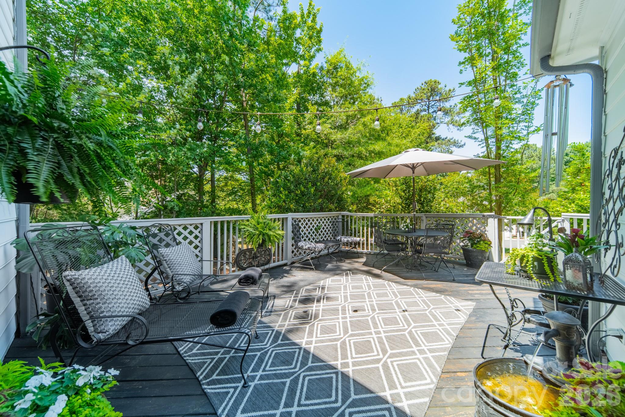 11043 Seven Coves Drive Property Photo 9