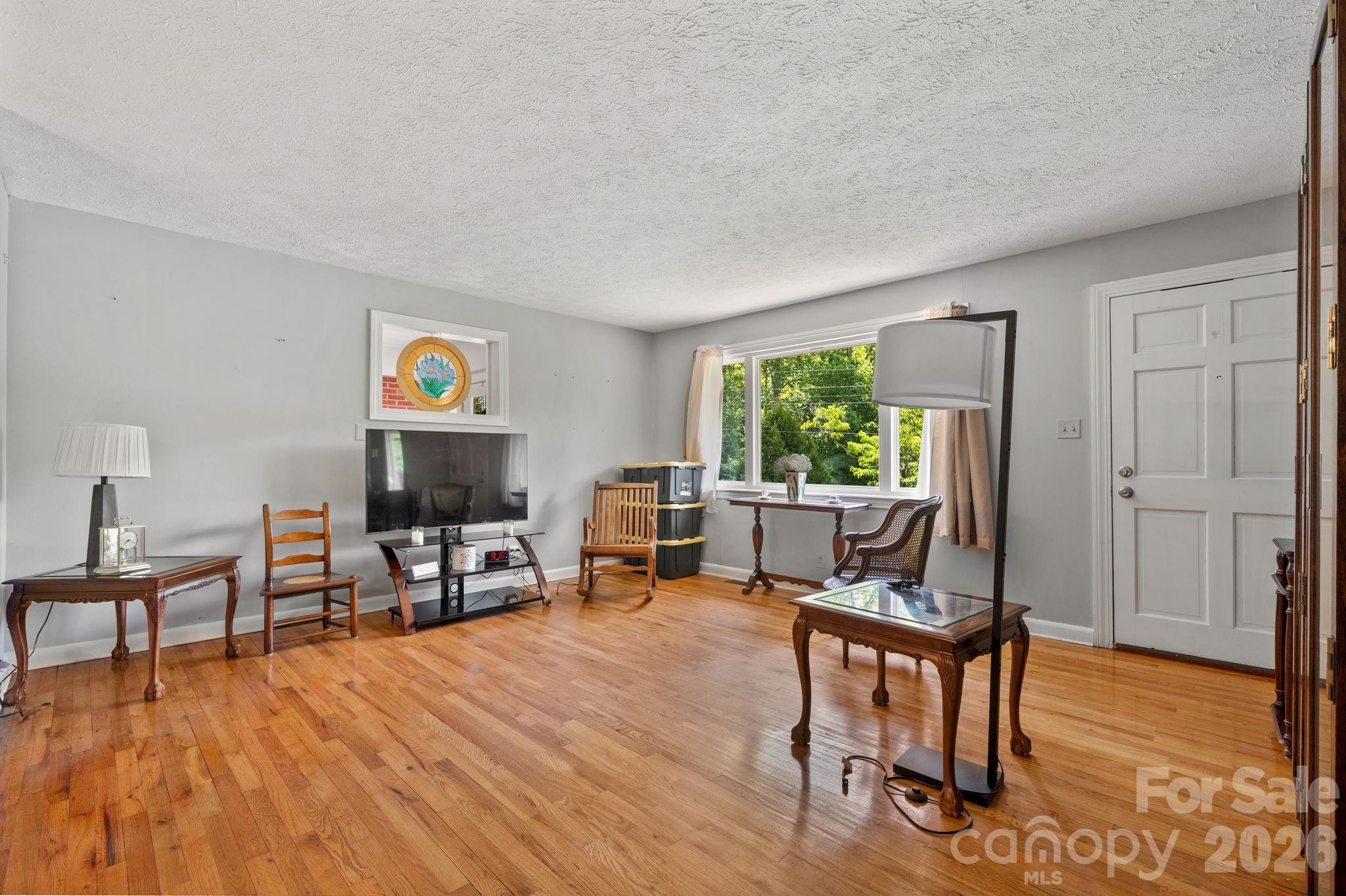 2881 Highline Avenue Property Photo 8