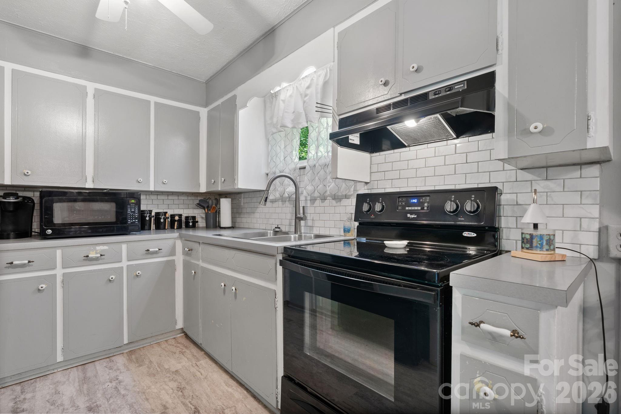 2881 Highline Avenue Property Photo 14