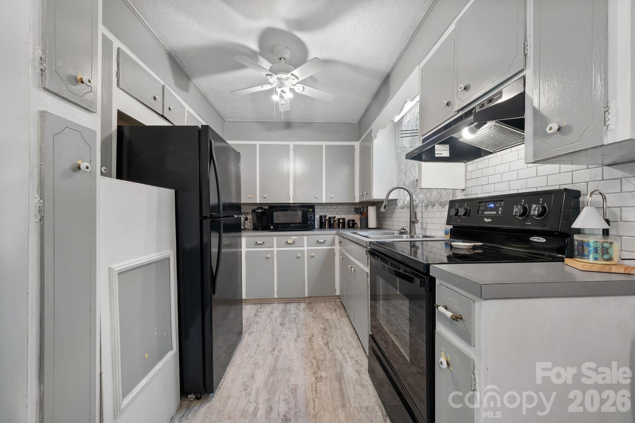 2881 Highline Avenue Property Photo 15