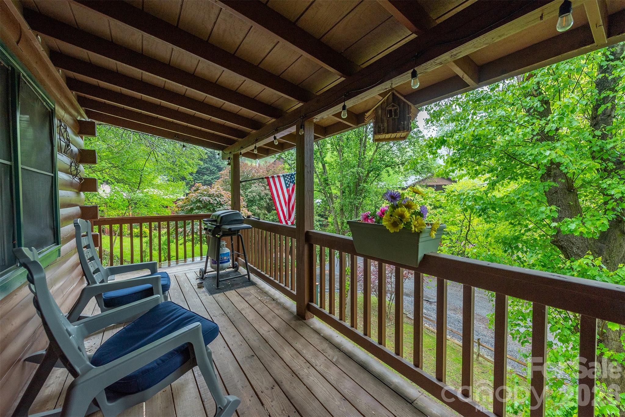 154 Cedarwood Drive Property Photo 2