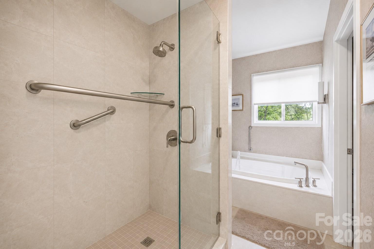 517 N Poplar Street Property Photo 28