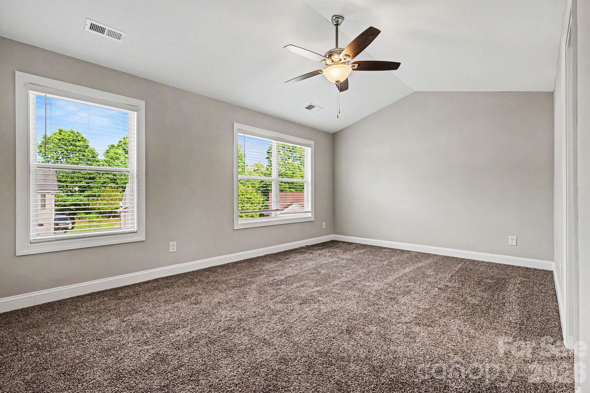 1573 Mayfair Drive Property Photo 16