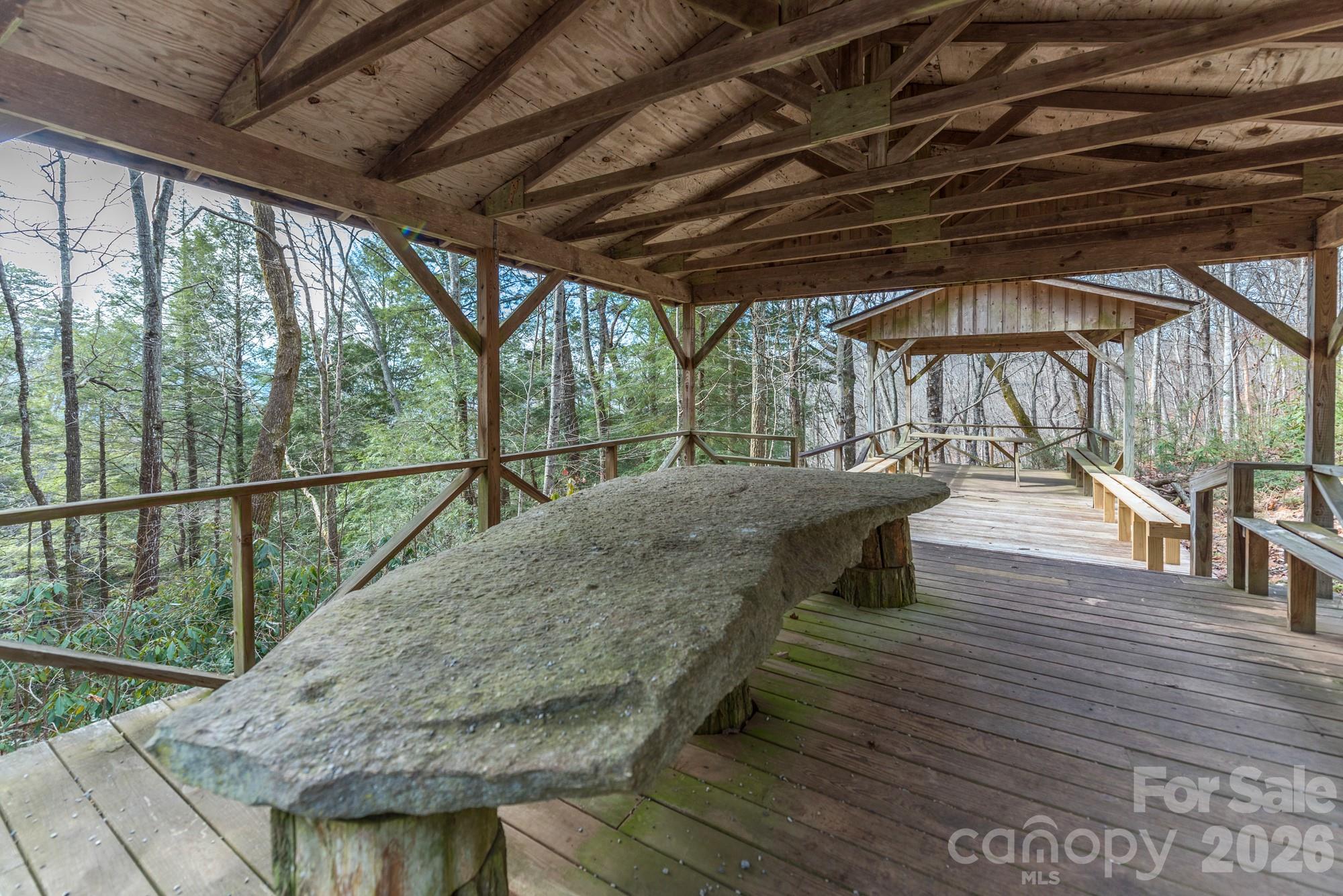 7 Gateway Parkway Property Photo 47