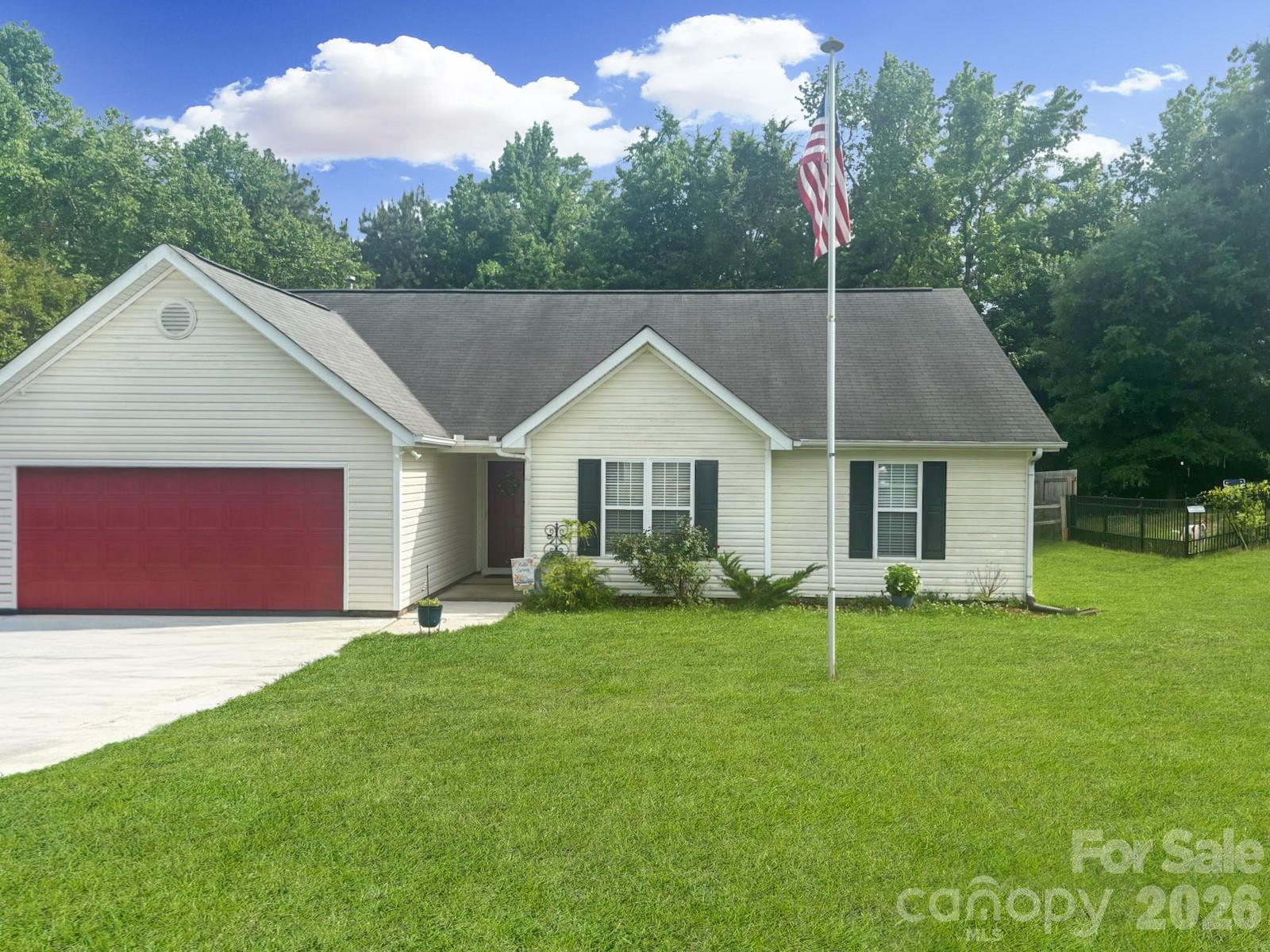 1118 Slate Ridge Road Property Photo 1