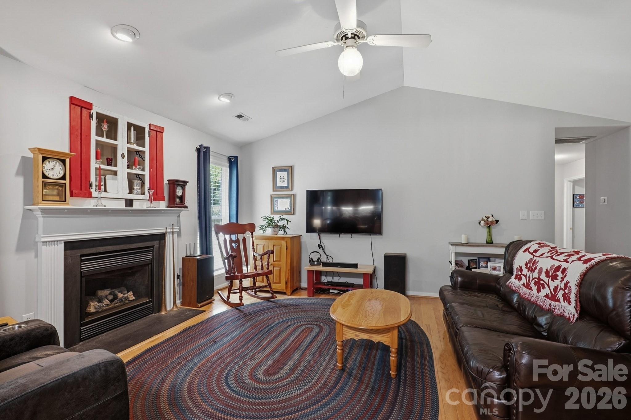 1118 Slate Ridge Road Property Photo 6