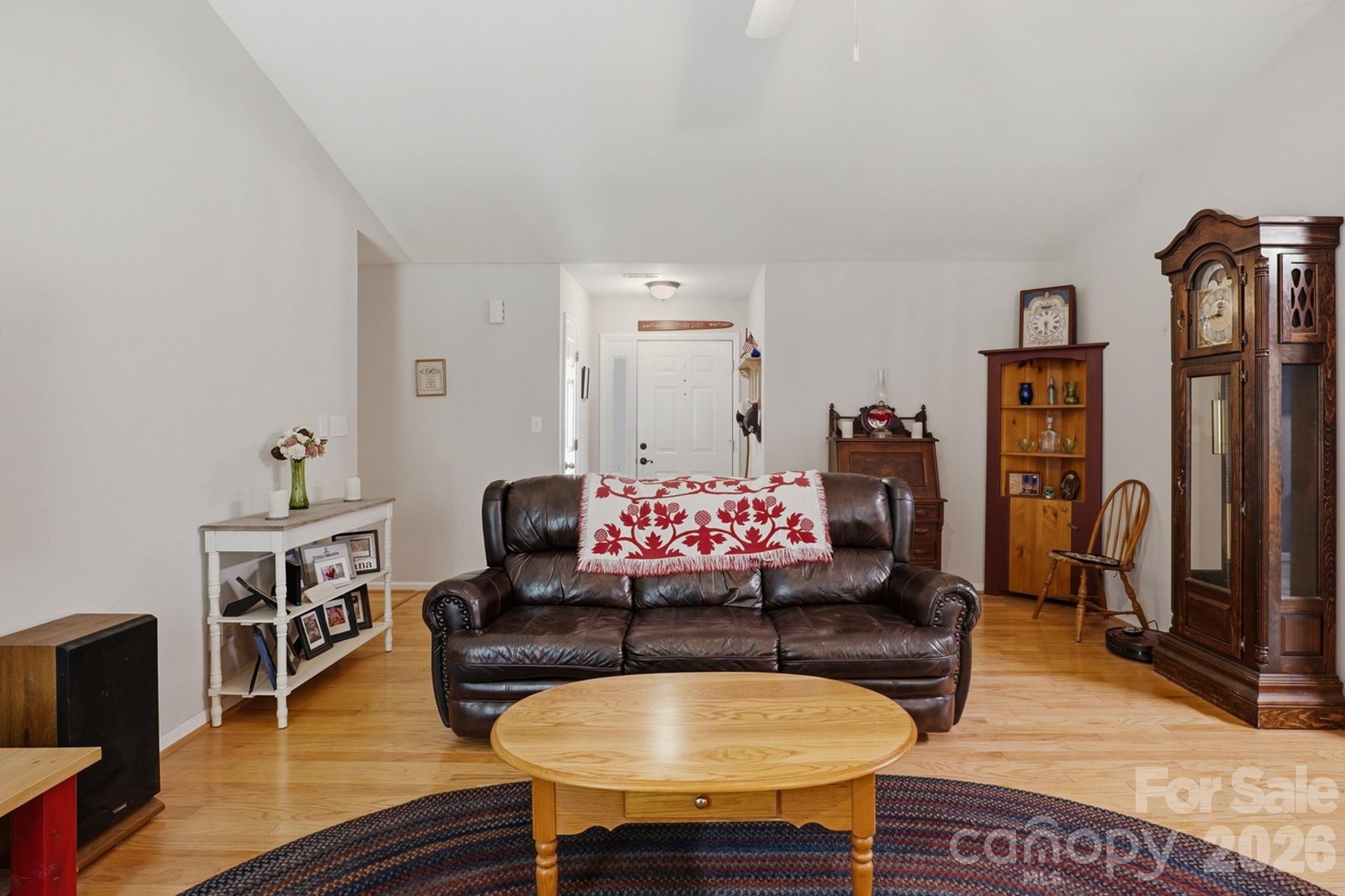 1118 Slate Ridge Road Property Photo 7