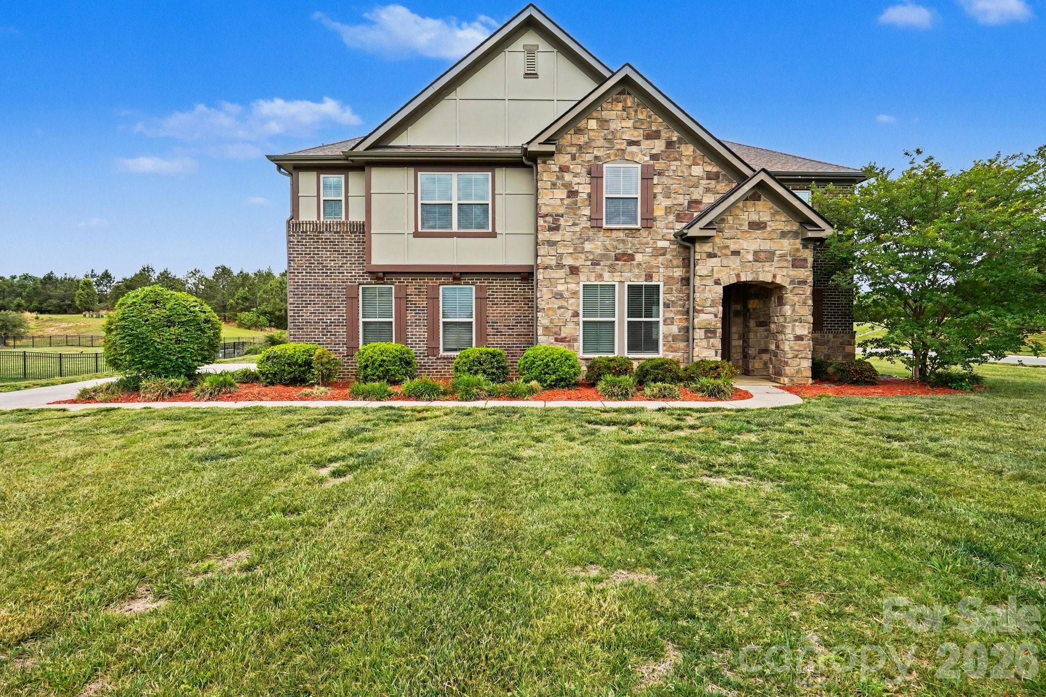 502 Alucio Court