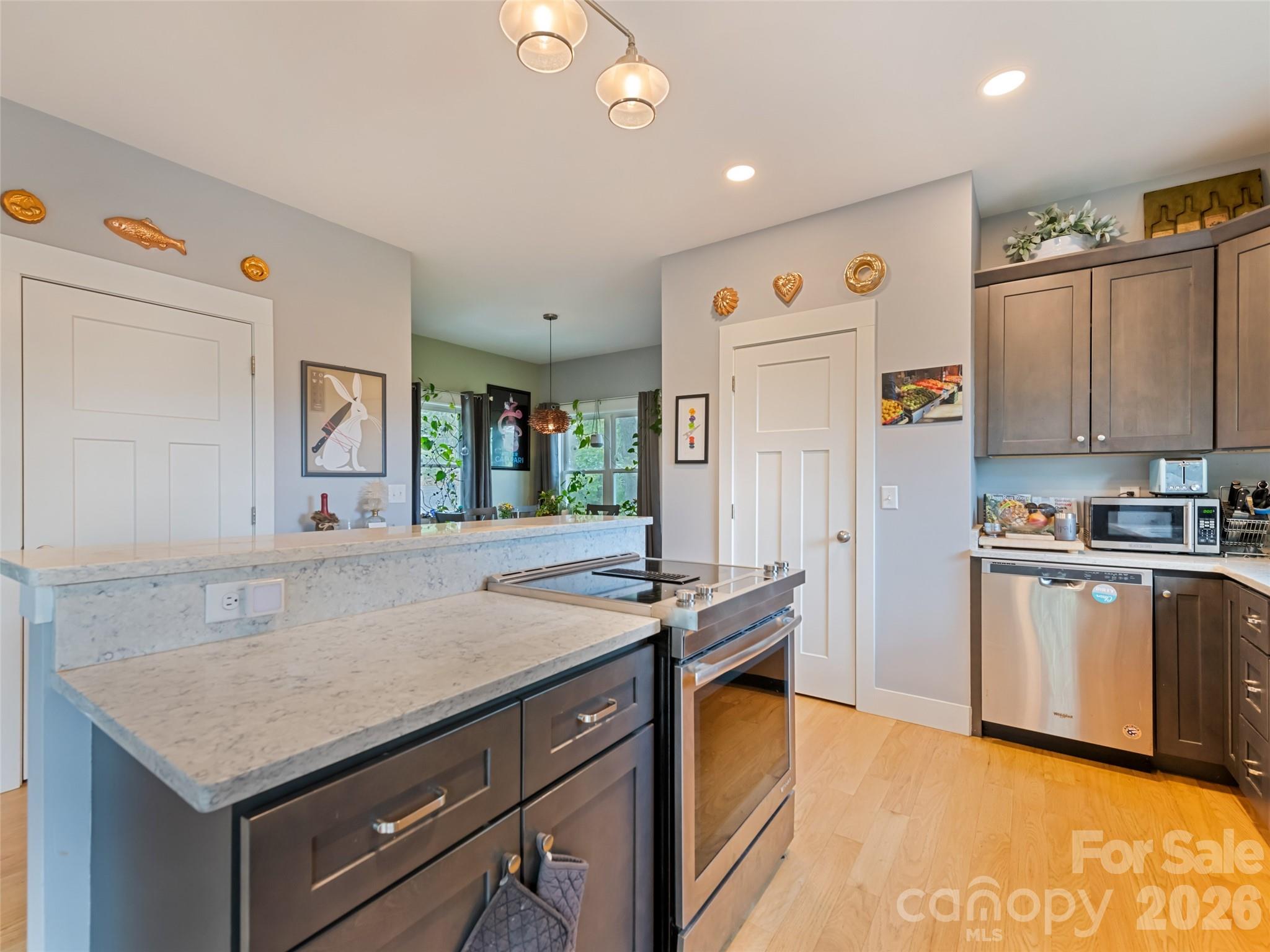 221 Northside Street Property Photo 13