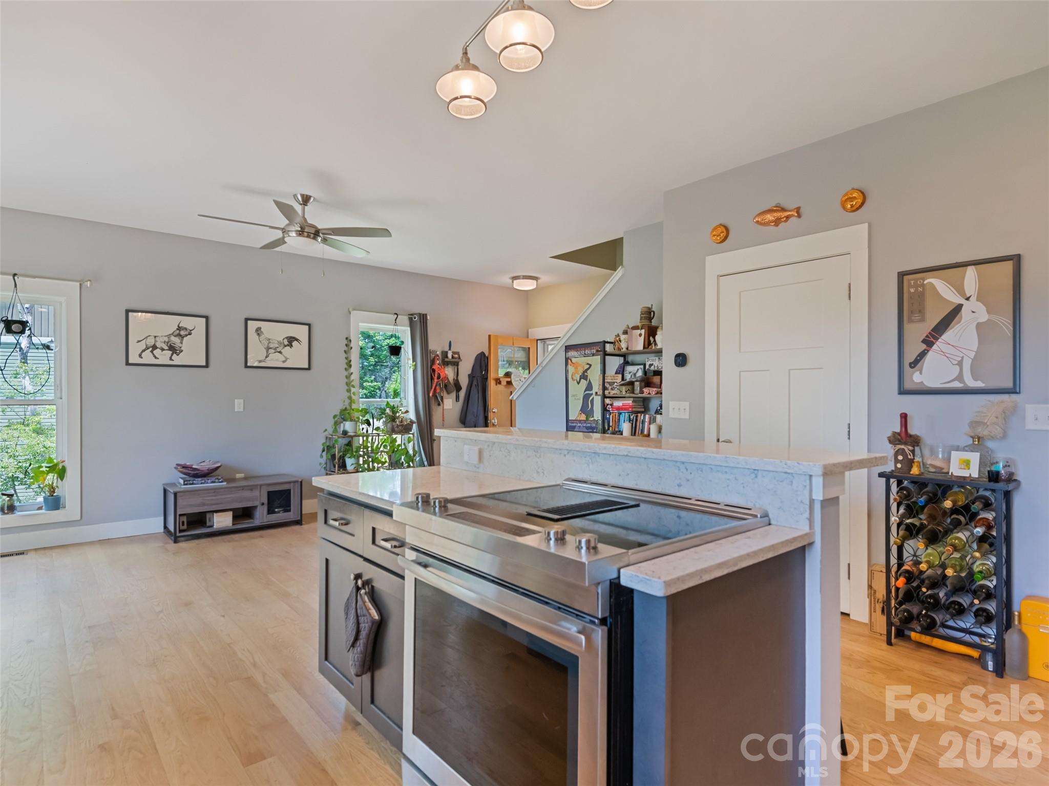 221 Northside Street Property Photo 14
