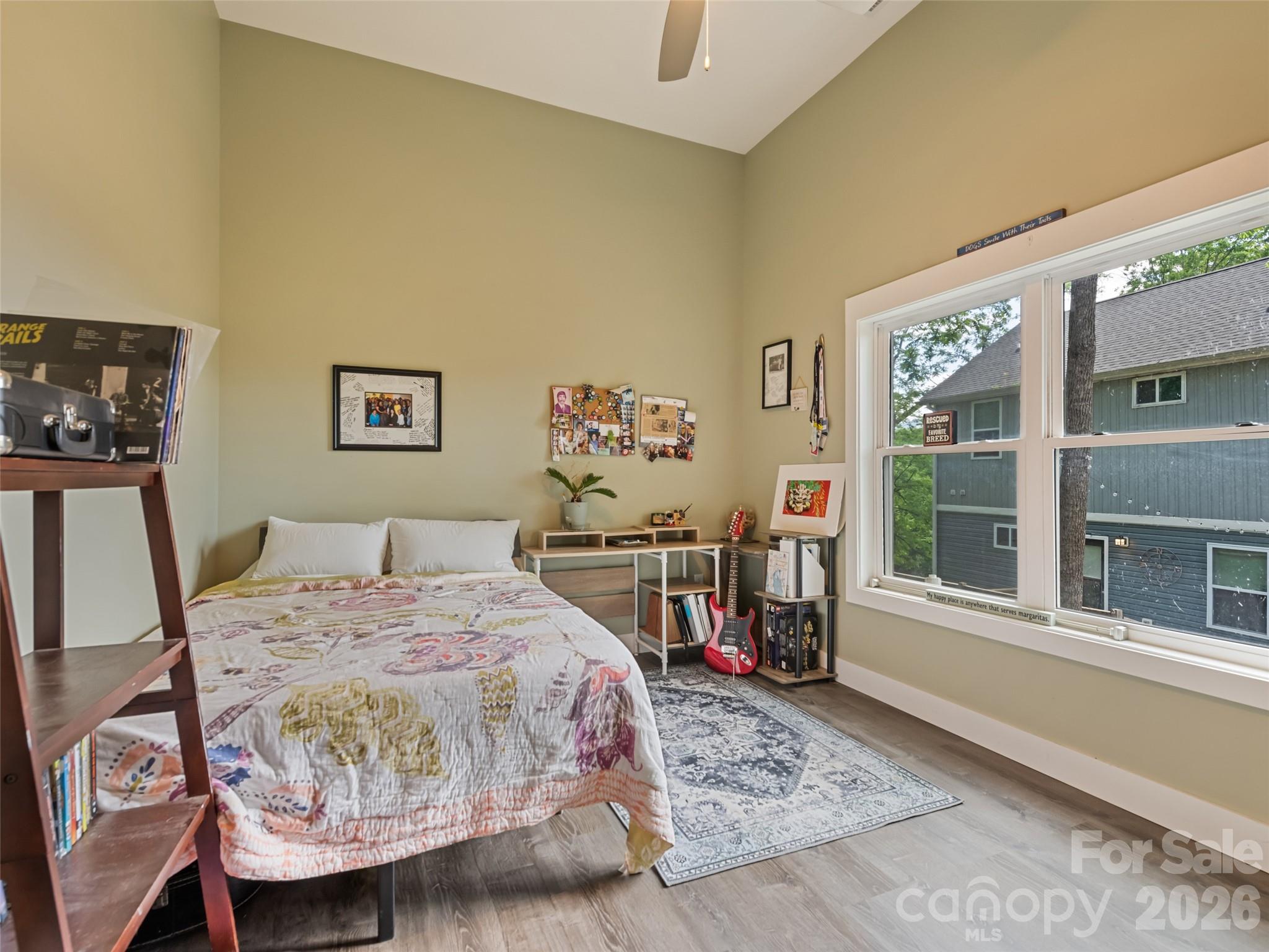 221 Northside Street Property Photo 27