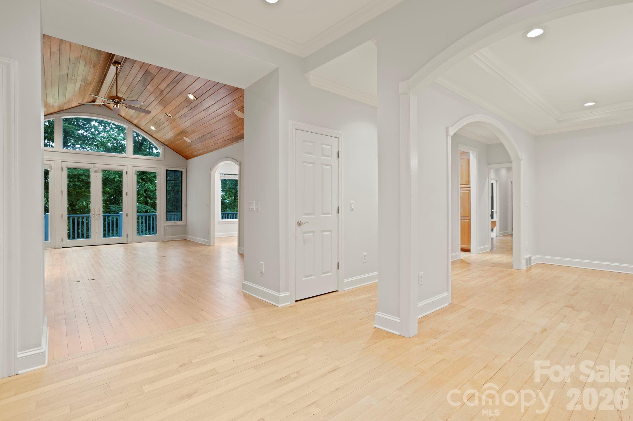 132 Berry Creek Drive Property Photo 4