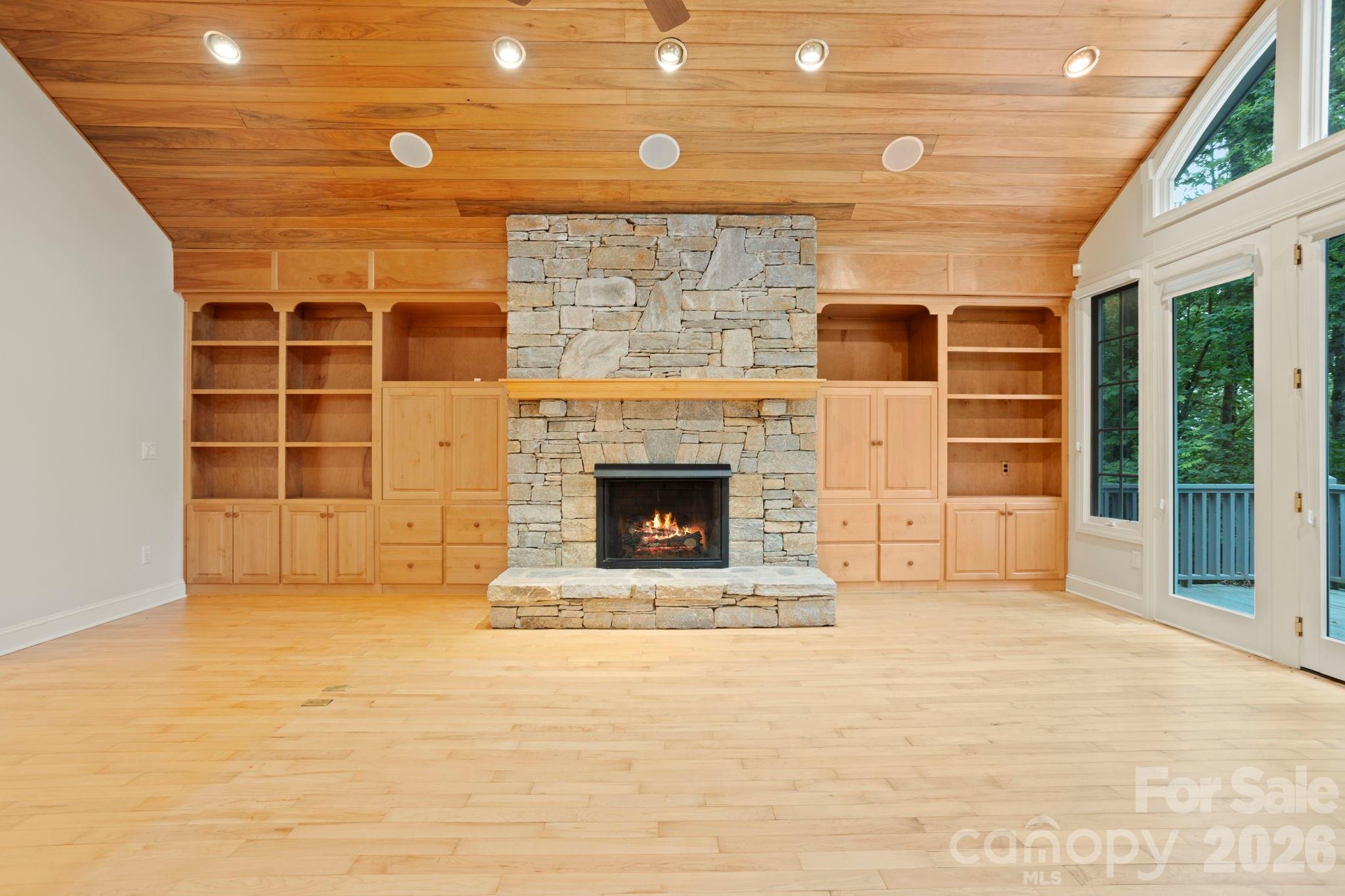 132 Berry Creek Drive Property Photo 8