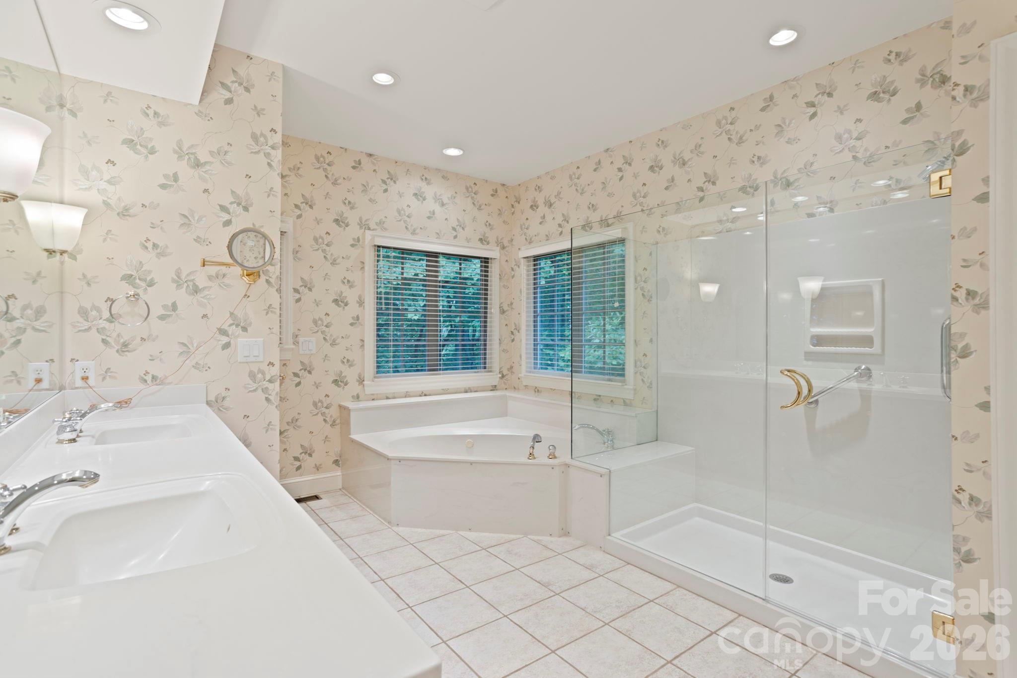 132 Berry Creek Drive Property Photo 24