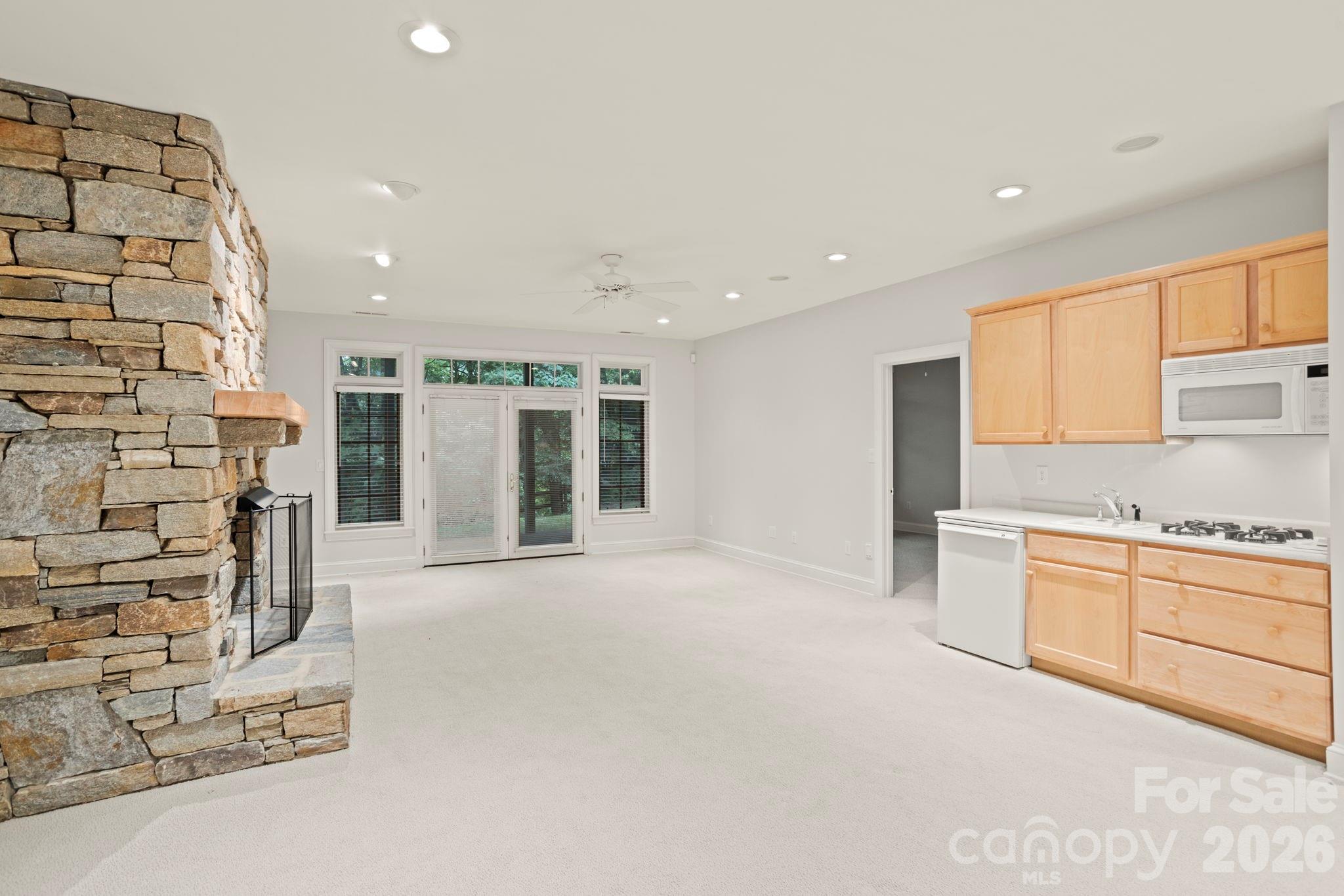132 Berry Creek Drive Property Photo 30