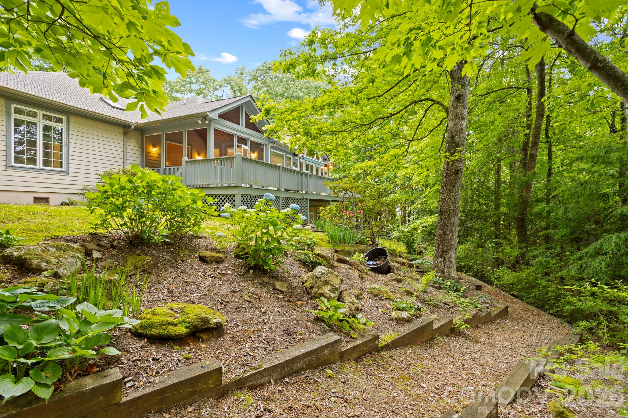 132 Berry Creek Drive Property Photo 42