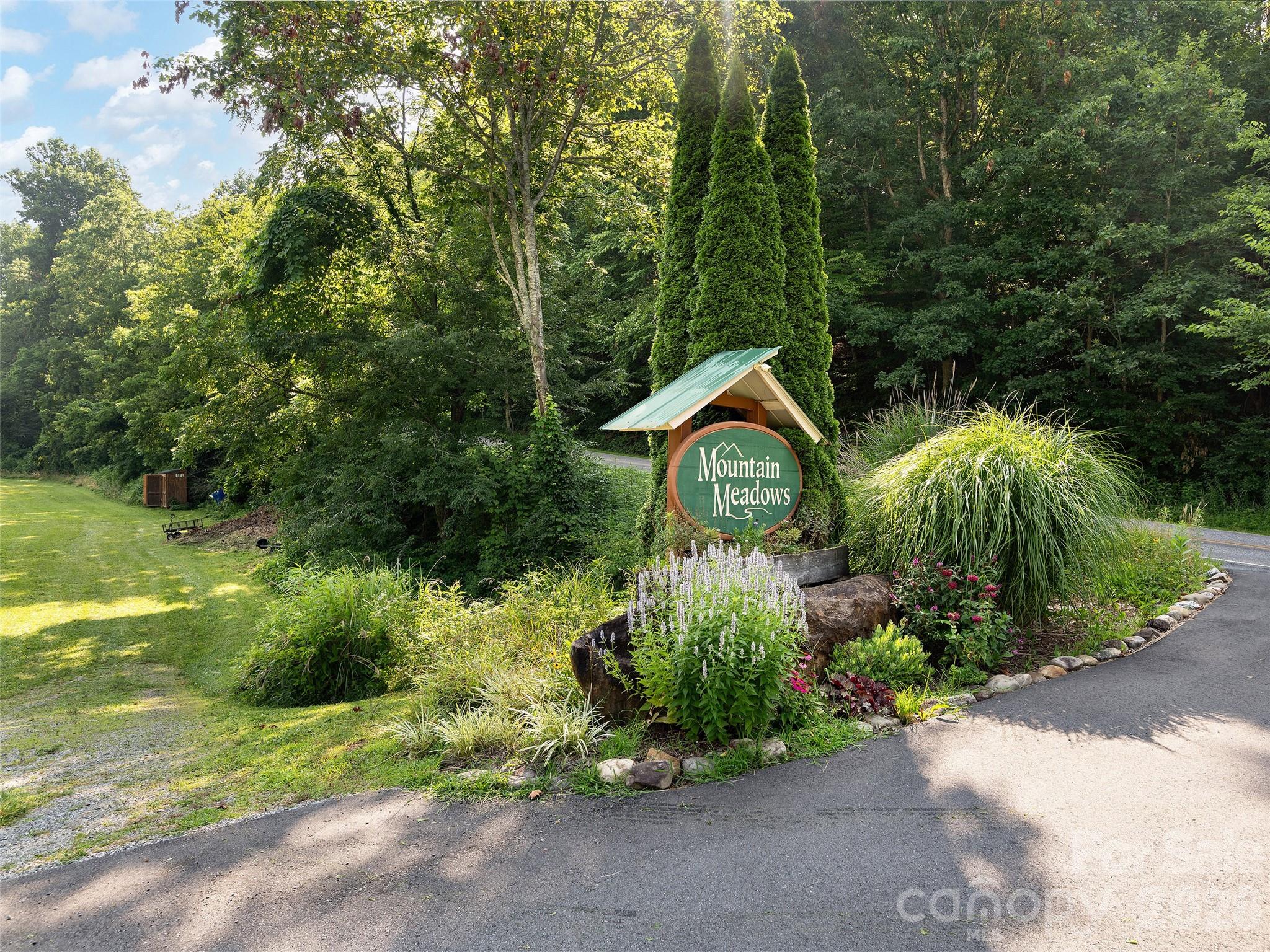 184 Sandys Home Place Property Photo 33