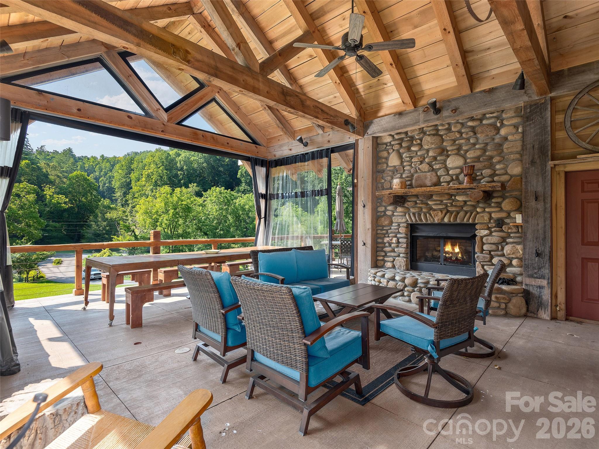 184 Sandys Home Place Property Photo 35