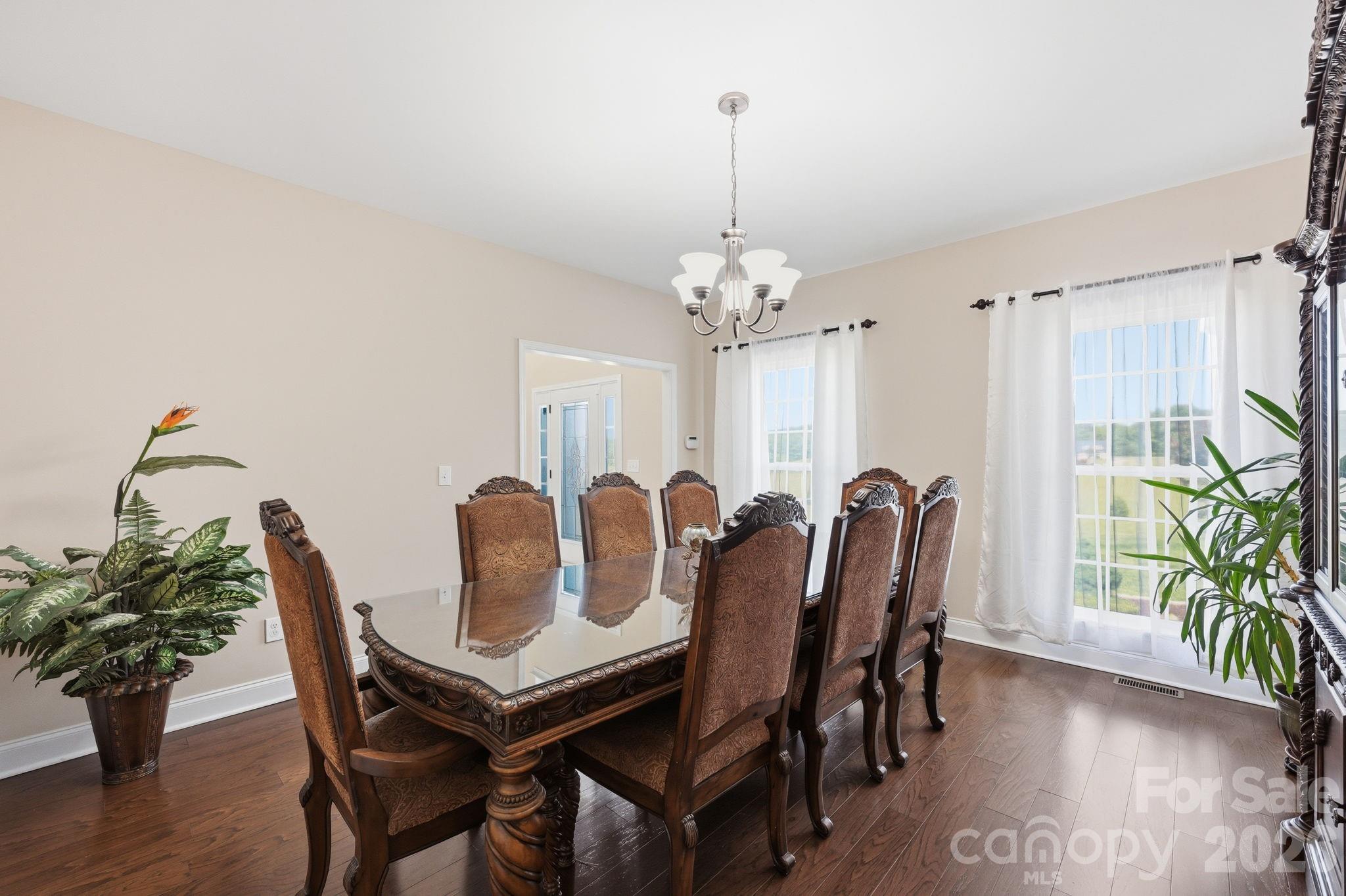 1434 Steeplechase Drive Property Photo 10