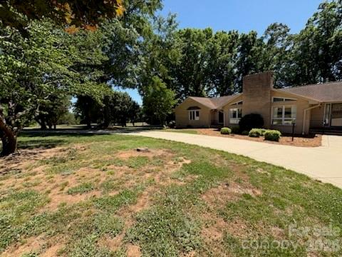2610 Taylor Road Property Photo 4
