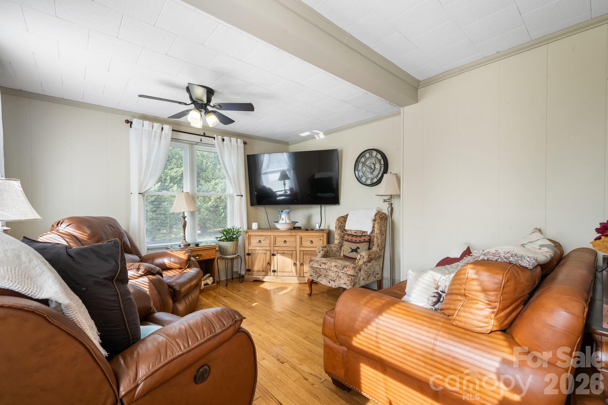 2582 Startown Road Property Photo 8